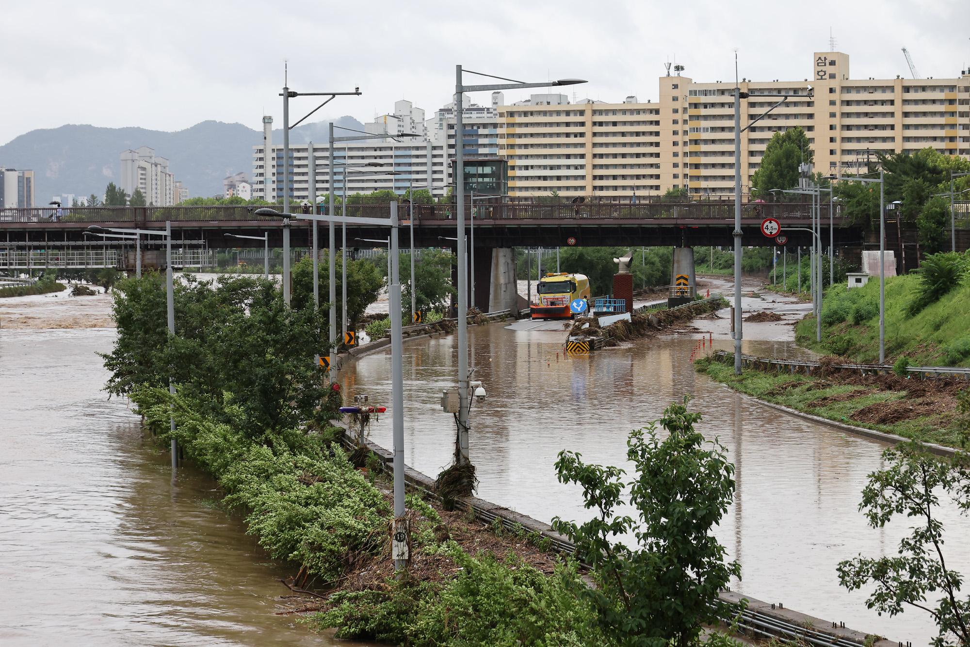 동부간선도로 폭우 도로통제