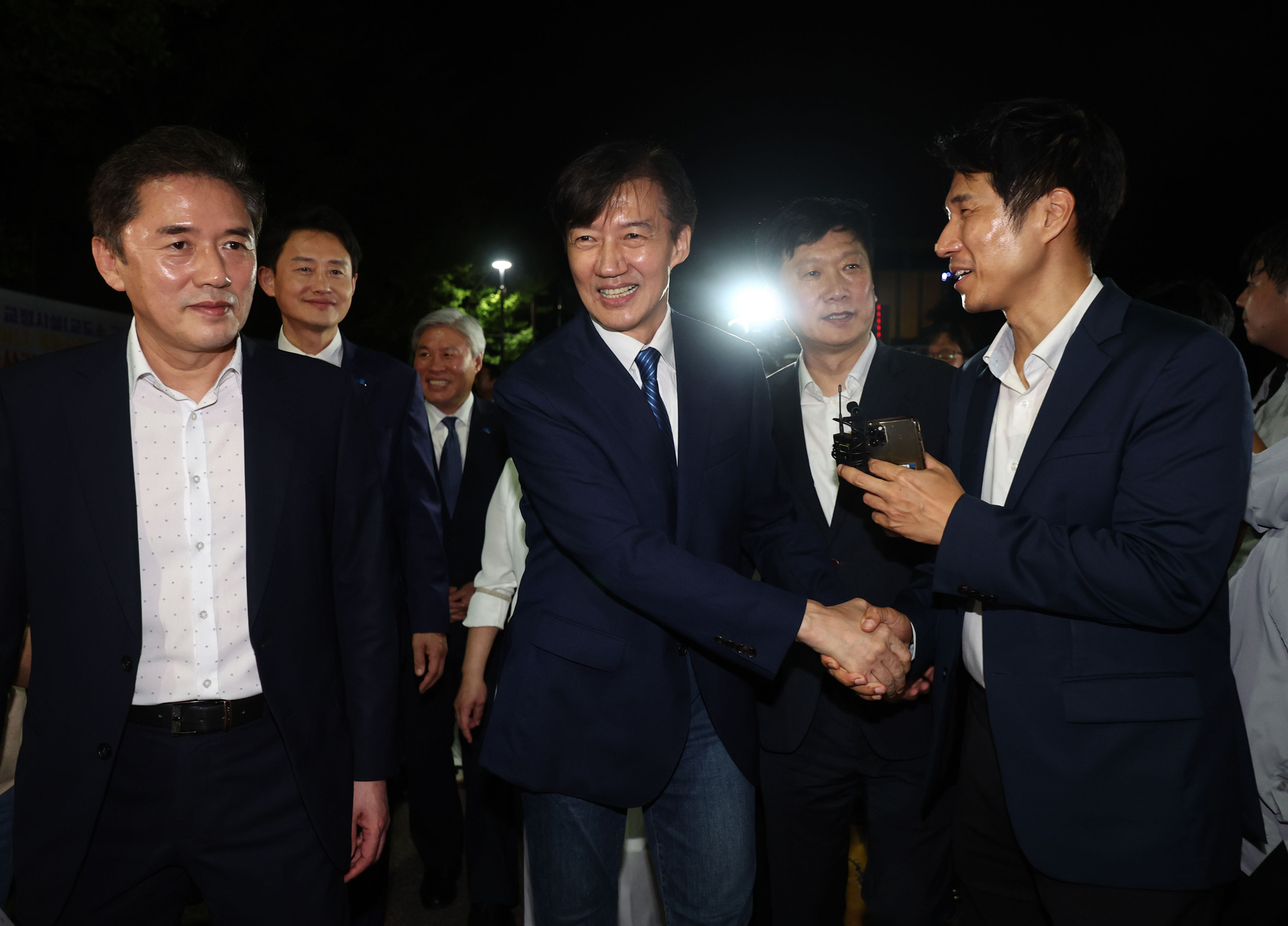 정치;정당;인물;조국;조국혁신당;조국출소;광복절특별사면;광복절특사;조국광복절특사;서울남부교도소;조국전조국혁신당대표출소