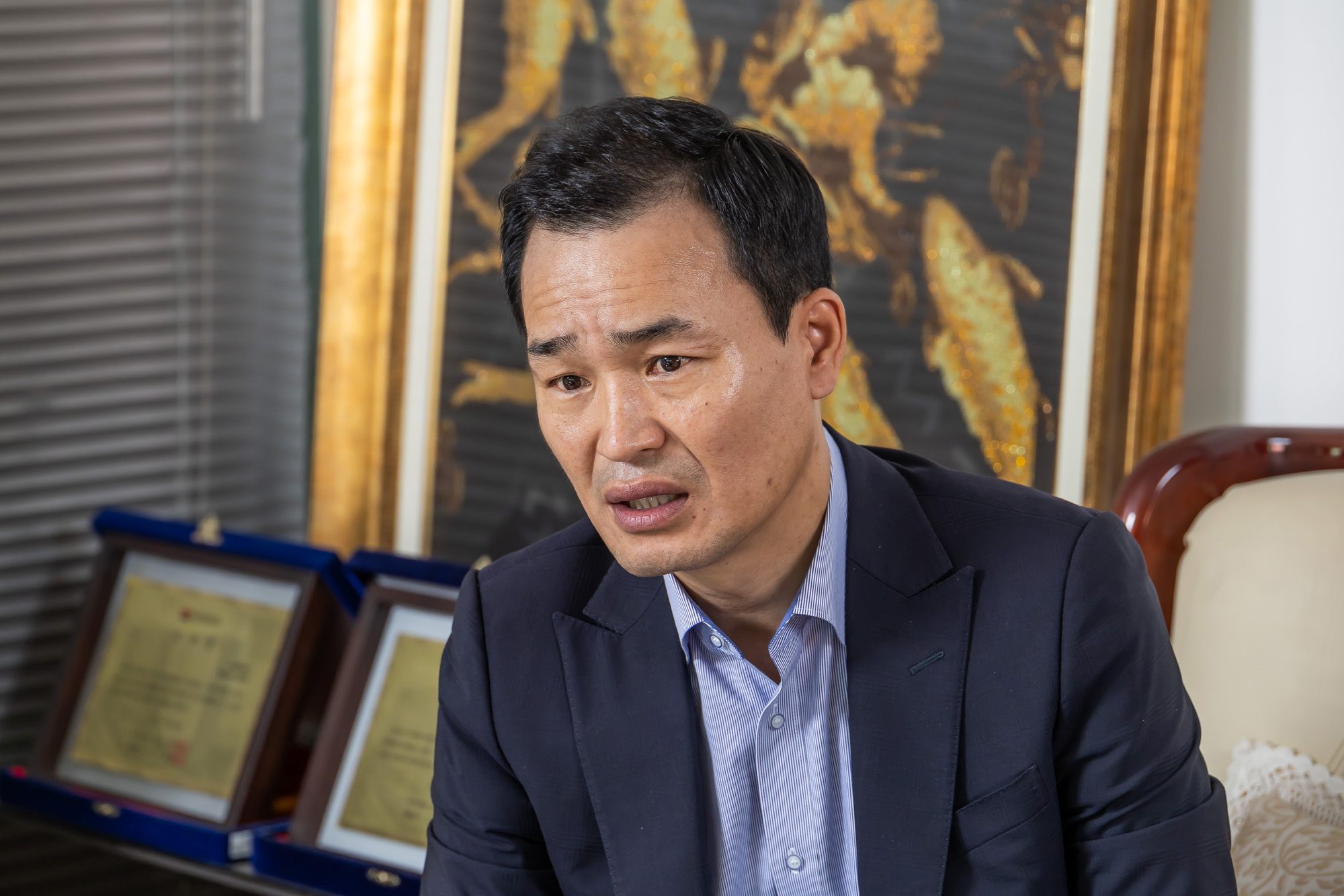 경제;기업;하청;협력업체;LX하우시스;유리제조업;현글라스;건축자재;lg하우시스협력사;창호생산업체;김현수대표