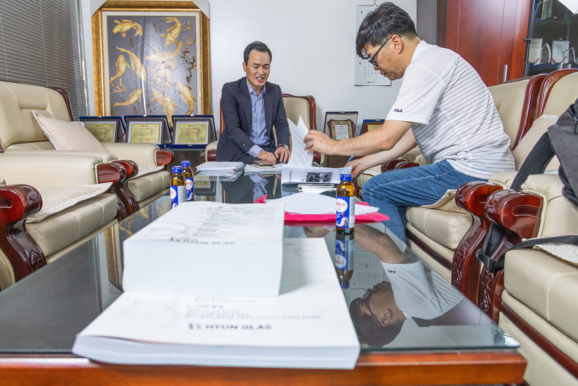 경제;기업;하청;협력업체;LX하우시스;유리제조업;현글라스;건축자재;lg하우시스협력사;창호생산업체;김현수대표