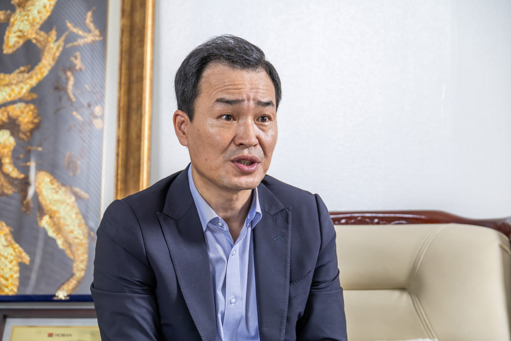 경제;기업;하청;협력업체;LX하우시스;유리제조업;현글라스;건축자재;lg하우시스협력사;창호생산업체;김현수대표