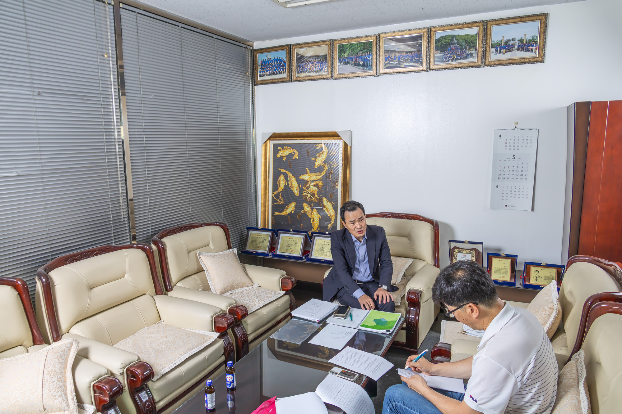 경제;기업;하청;협력업체;LX하우시스;유리제조업;현글라스;건축자재;lg하우시스협력사;창호생산업체;김현수대표