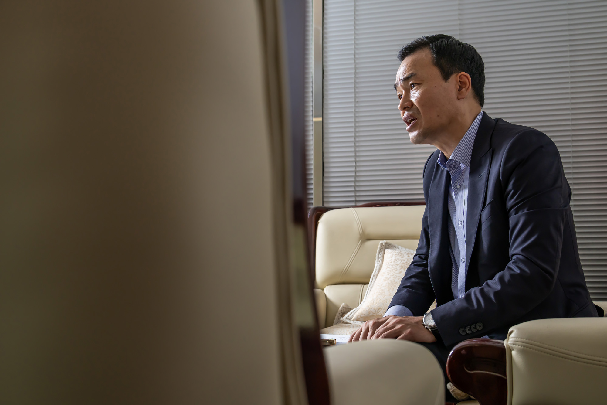 경제;기업;하청;협력업체;LX하우시스;유리제조업;현글라스;건축자재;lg하우시스협력사;창호생산업체;김현수대표