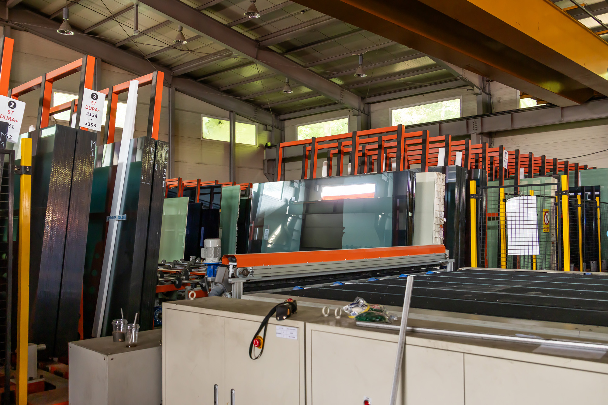 경제;기업;하청;협력업체;LX하우시스;유리제조업;현글라스;건축자재;lg하우시스협력사;창호생산업체;김현수대표