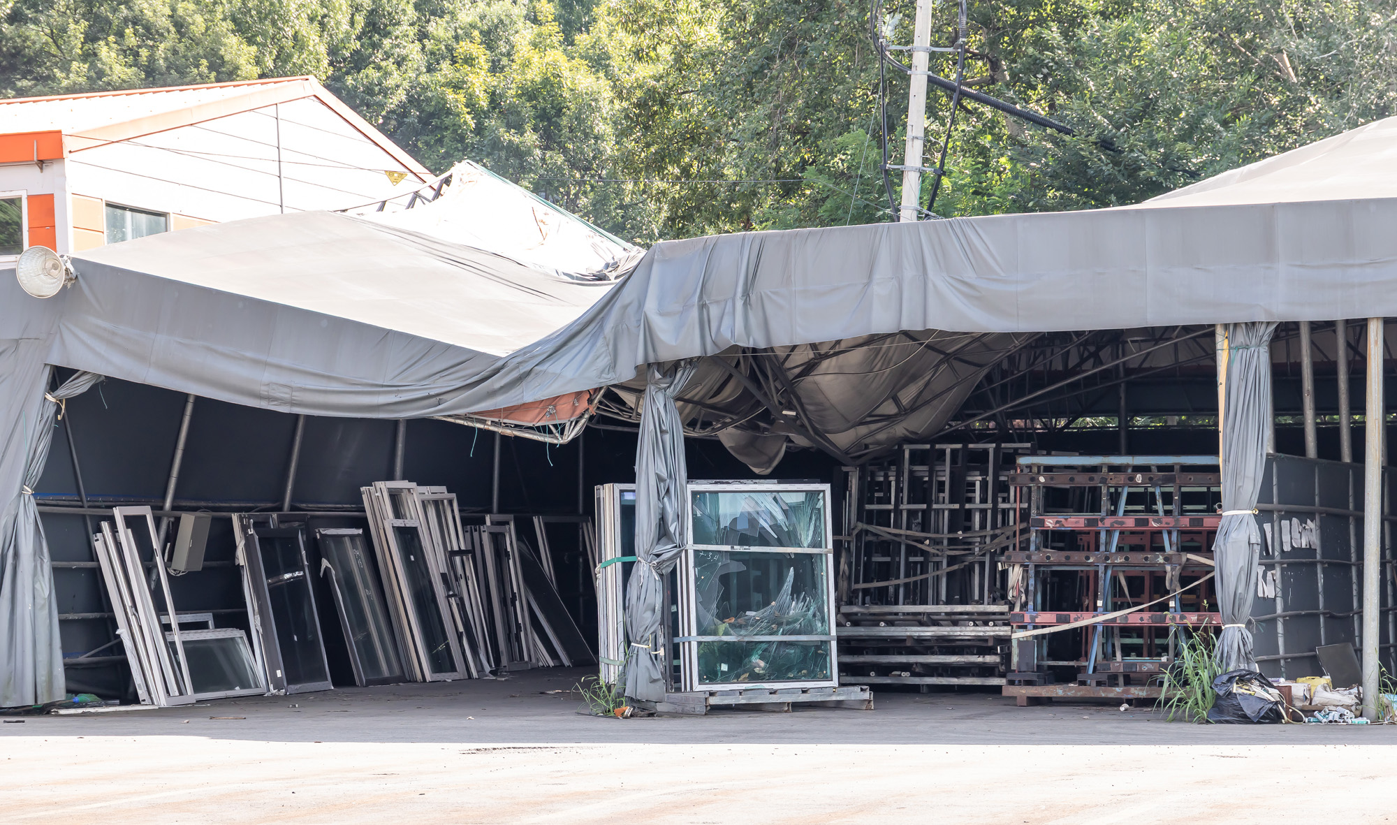경제;기업;하청;협력업체;LX하우시스;유리제조업;현글라스;건축자재;lg하우시스협력사;창호생산업체;김현수대표