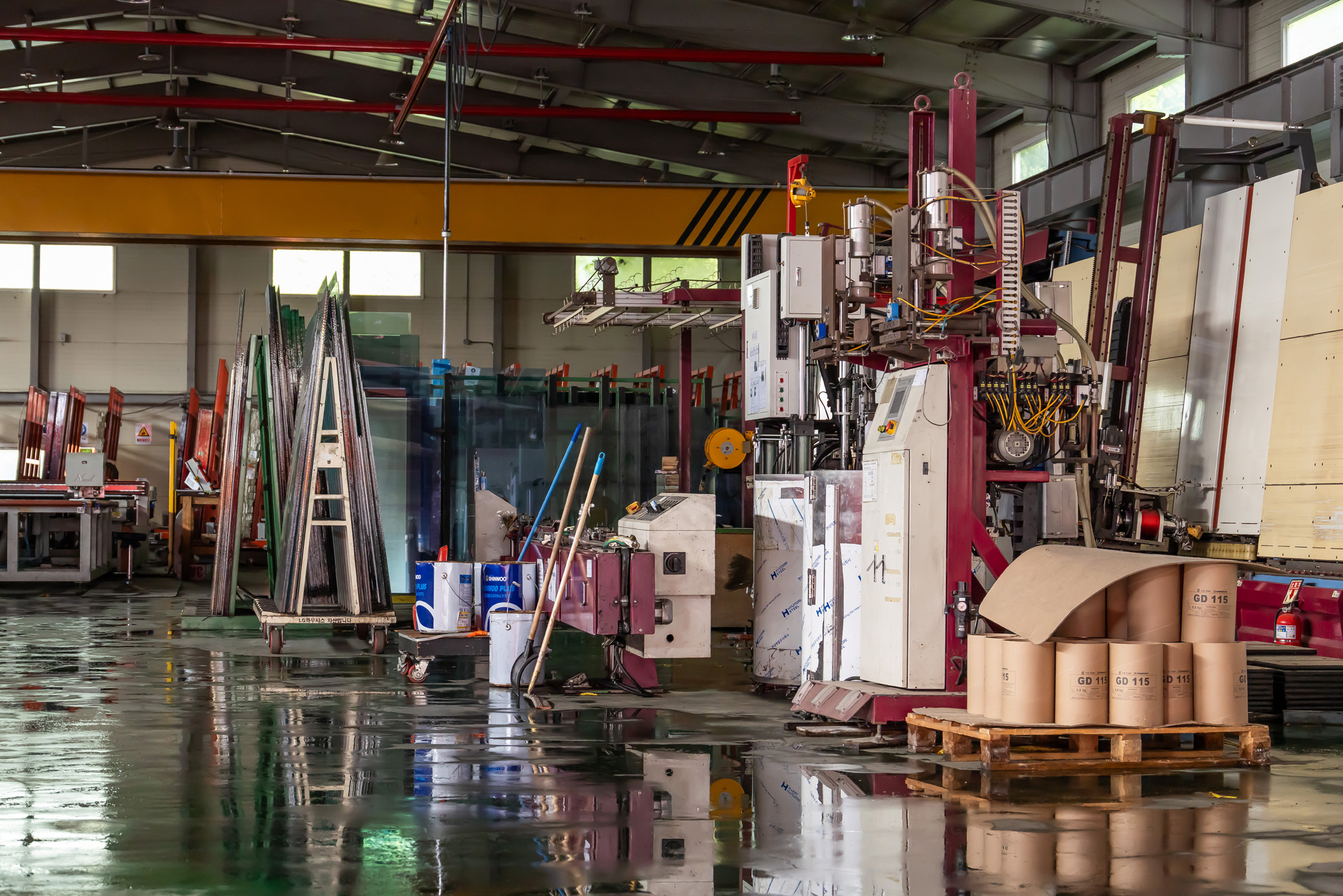 경제;기업;하청;협력업체;LX하우시스;유리제조업;현글라스;건축자재;lg하우시스협력사;창호생산업체;김현수대표