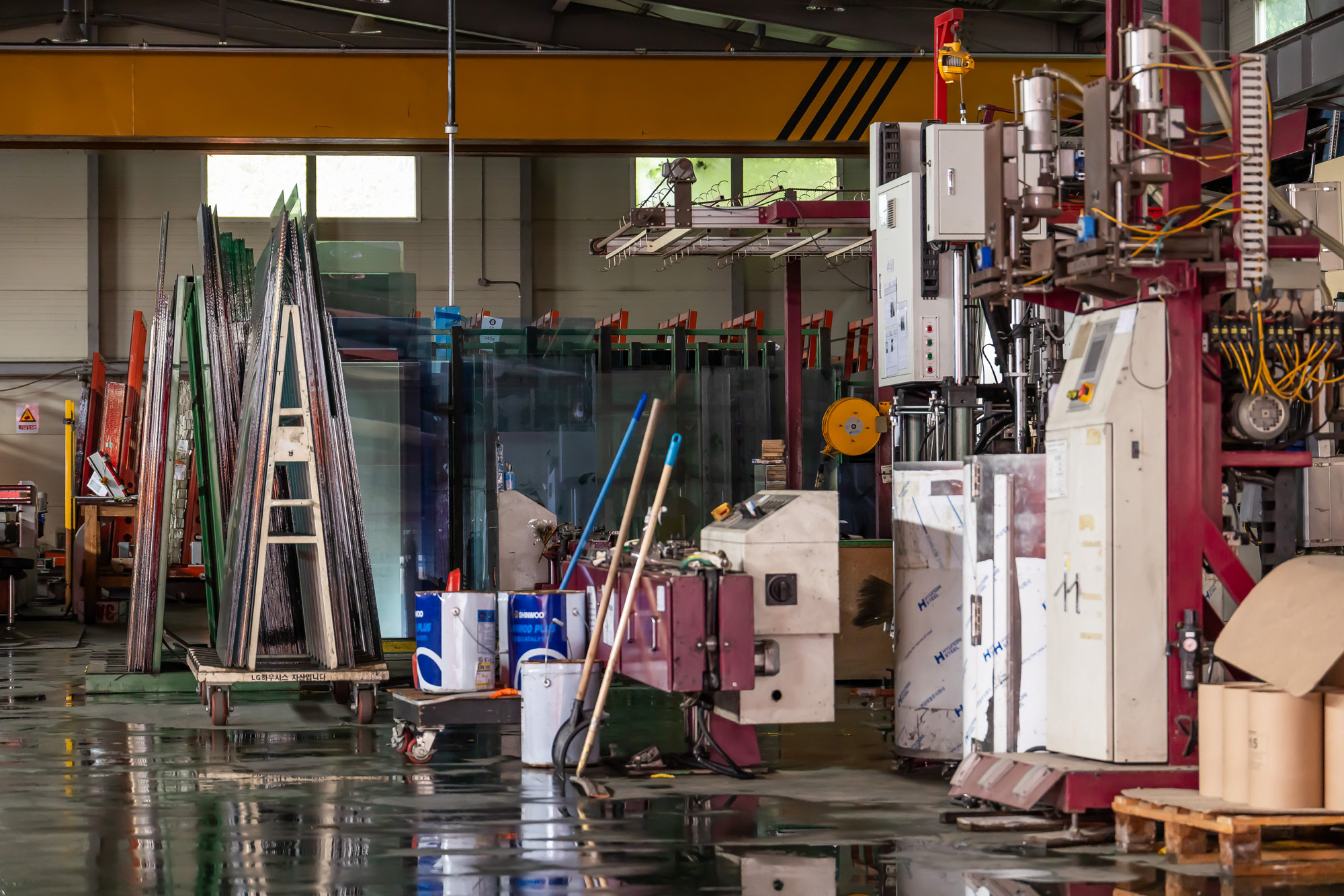 경제;기업;하청;협력업체;LX하우시스;유리제조업;현글라스;건축자재;lg하우시스협력사;창호생산업체;김현수대표