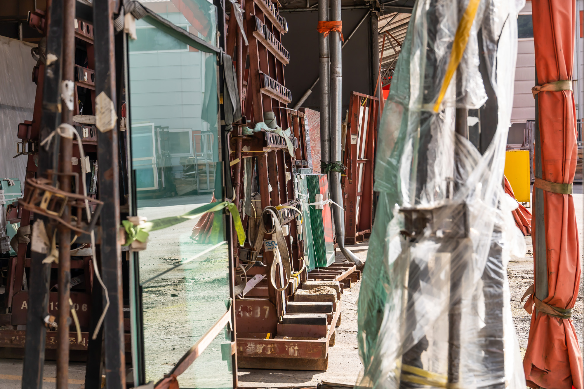 경제;기업;하청;협력업체;LX하우시스;유리제조업;현글라스;건축자재;lg하우시스협력사;창호생산업체;김현수대표