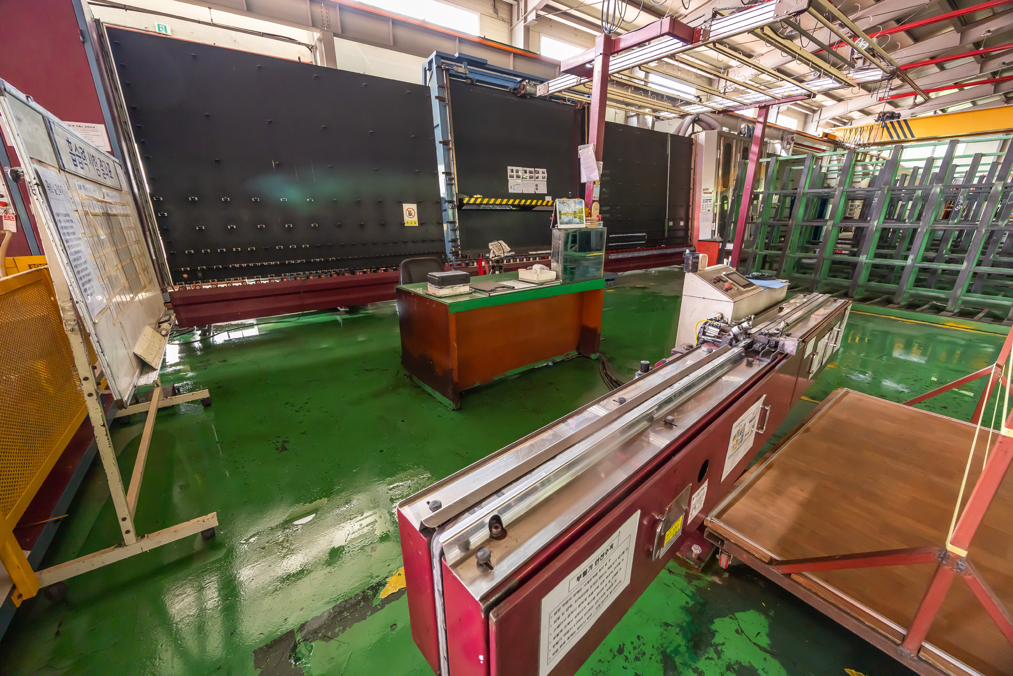 경제;기업;하청;협력업체;LX하우시스;유리제조업;현글라스;건축자재;lg하우시스협력사;창호생산업체;김현수대표