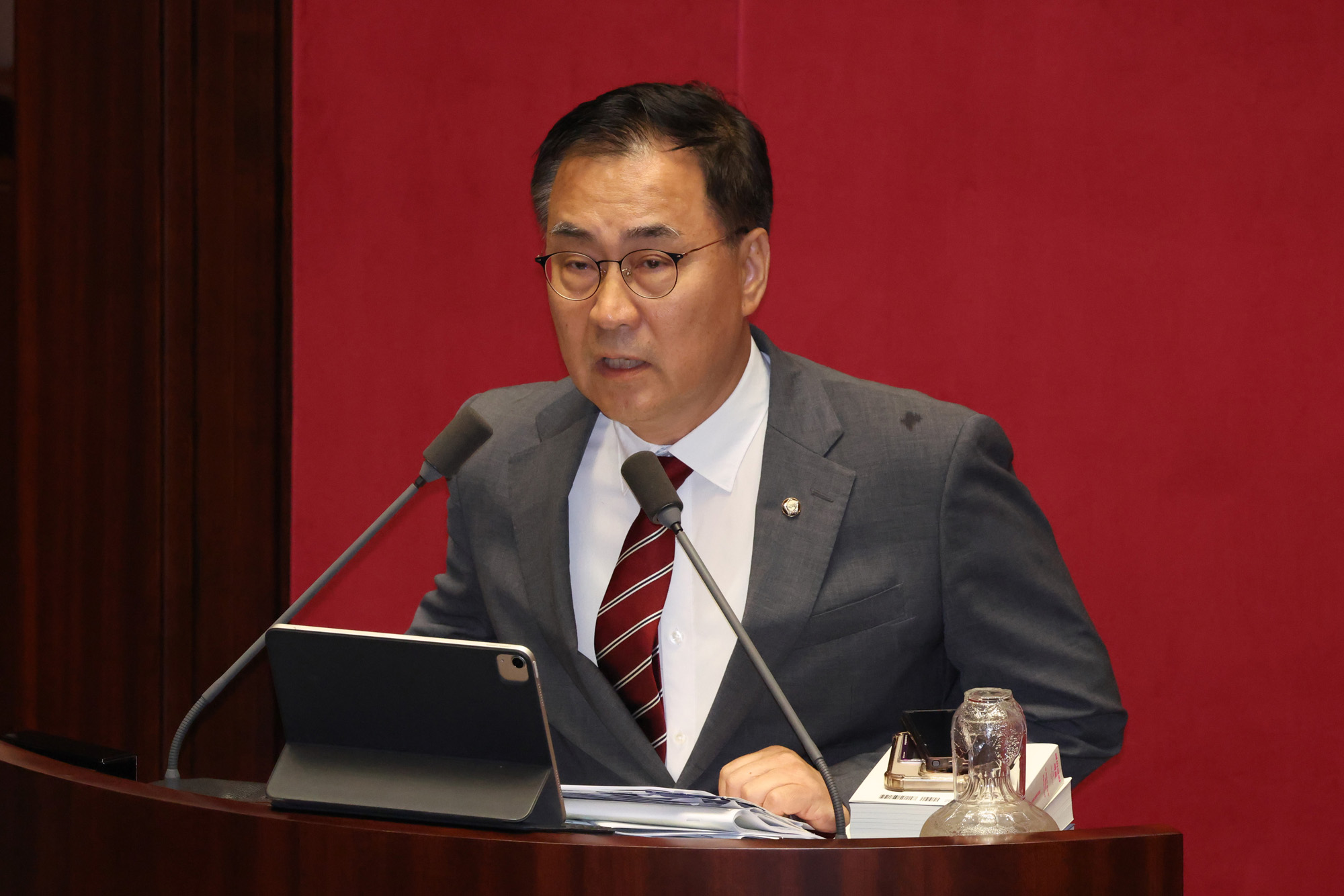 정치;국회;본회의;무제한토론;한국교육방송공사법;최형두