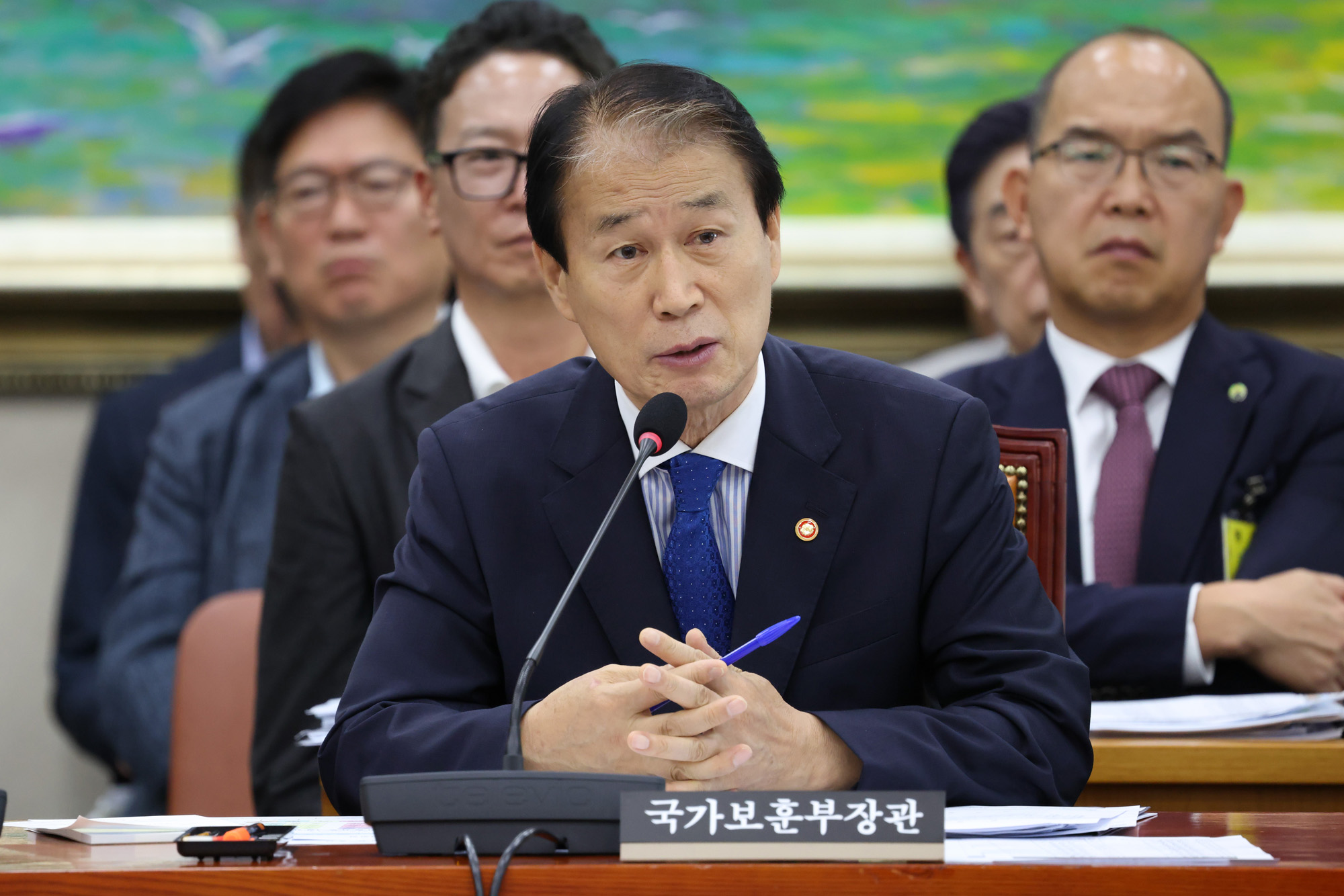 정치;국회;정무위원회;권오을 국가보훈부장관