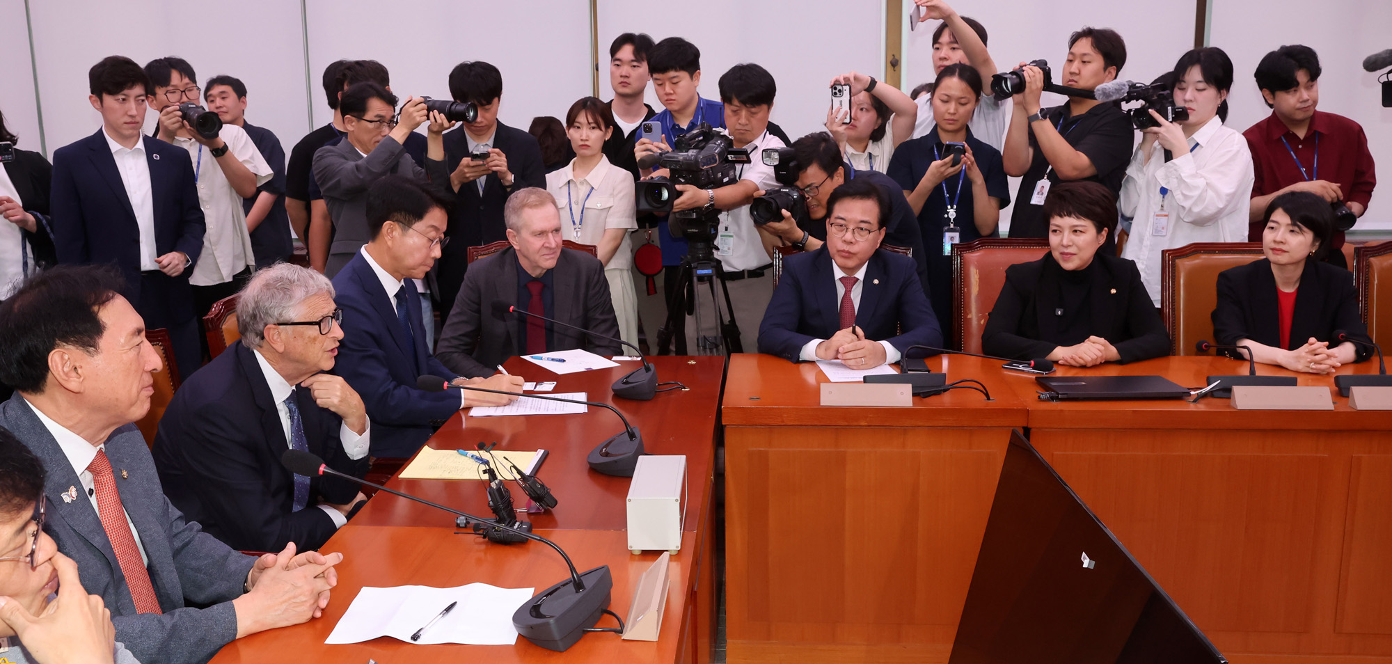 정치;국회;외교통일위원회;빌게이츠