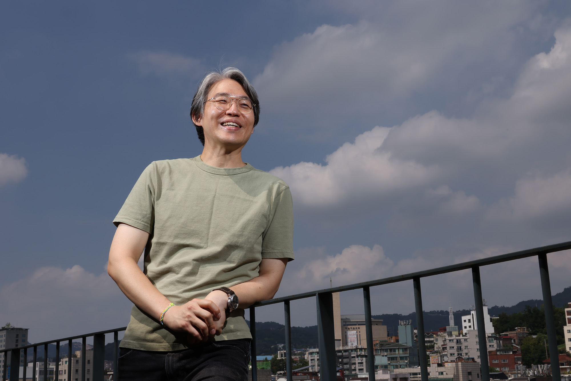 아워레이보;이정형;프로필;브랜드비즈;비즈한국