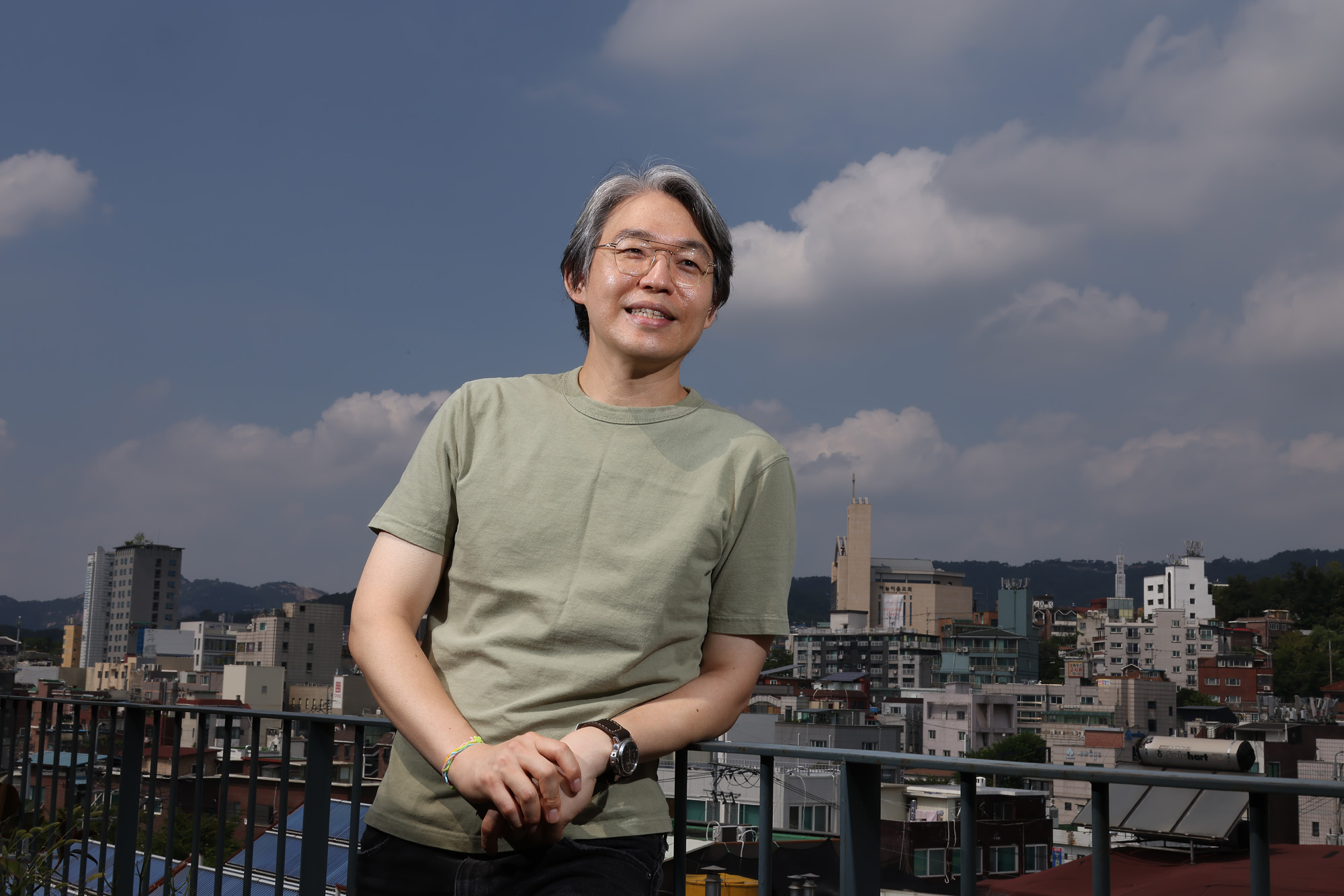 아워레이보;이정형;프로필;브랜드비즈;비즈한국