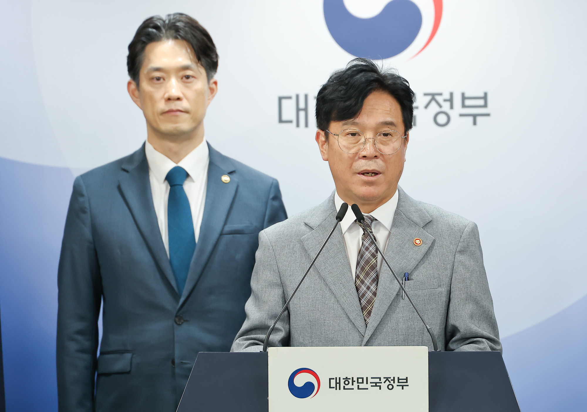 임금체불;근절대책;노동부;김영훈;고용노동부;장관;월급