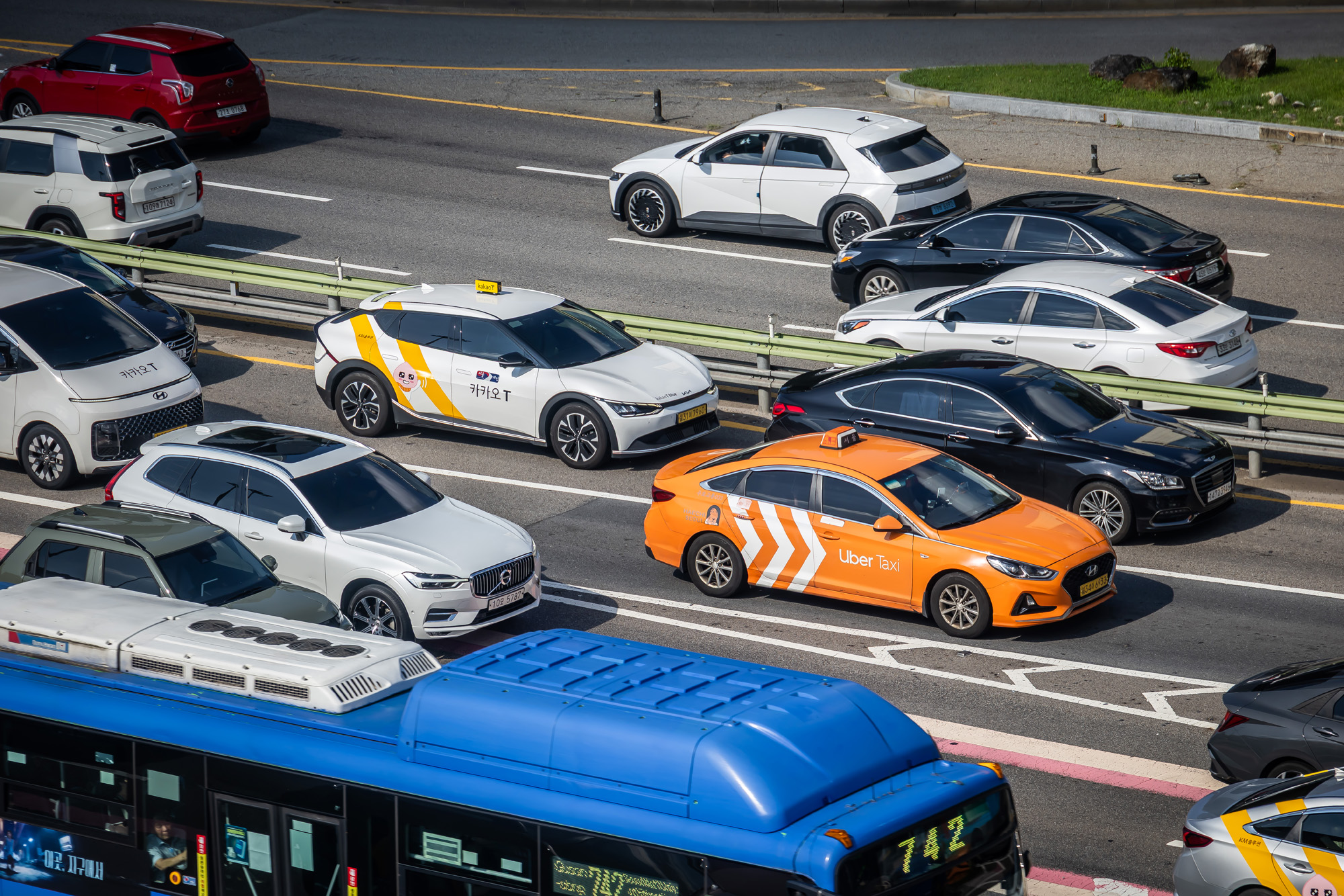 경제;기업;운송업;택시운송업;모빌리티;모빌리티멤버십전쟁;카카오T;우버택시;카카오택시;Uber택시