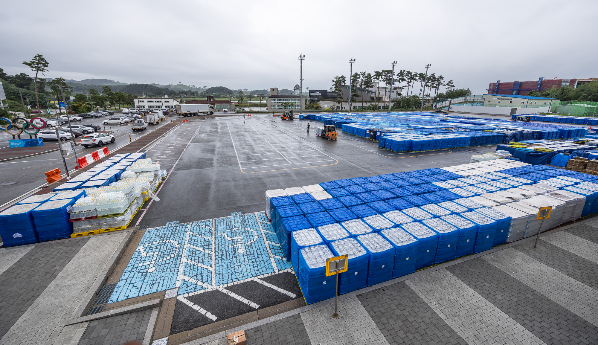 사회;자연재해;여름가뭄;사건사고;세태;강릉재난사태선포;강릉가뭄;강릉재난사태현장;강릉최악가뭄;강릉아레나주차장생수;강릉대관령샘터