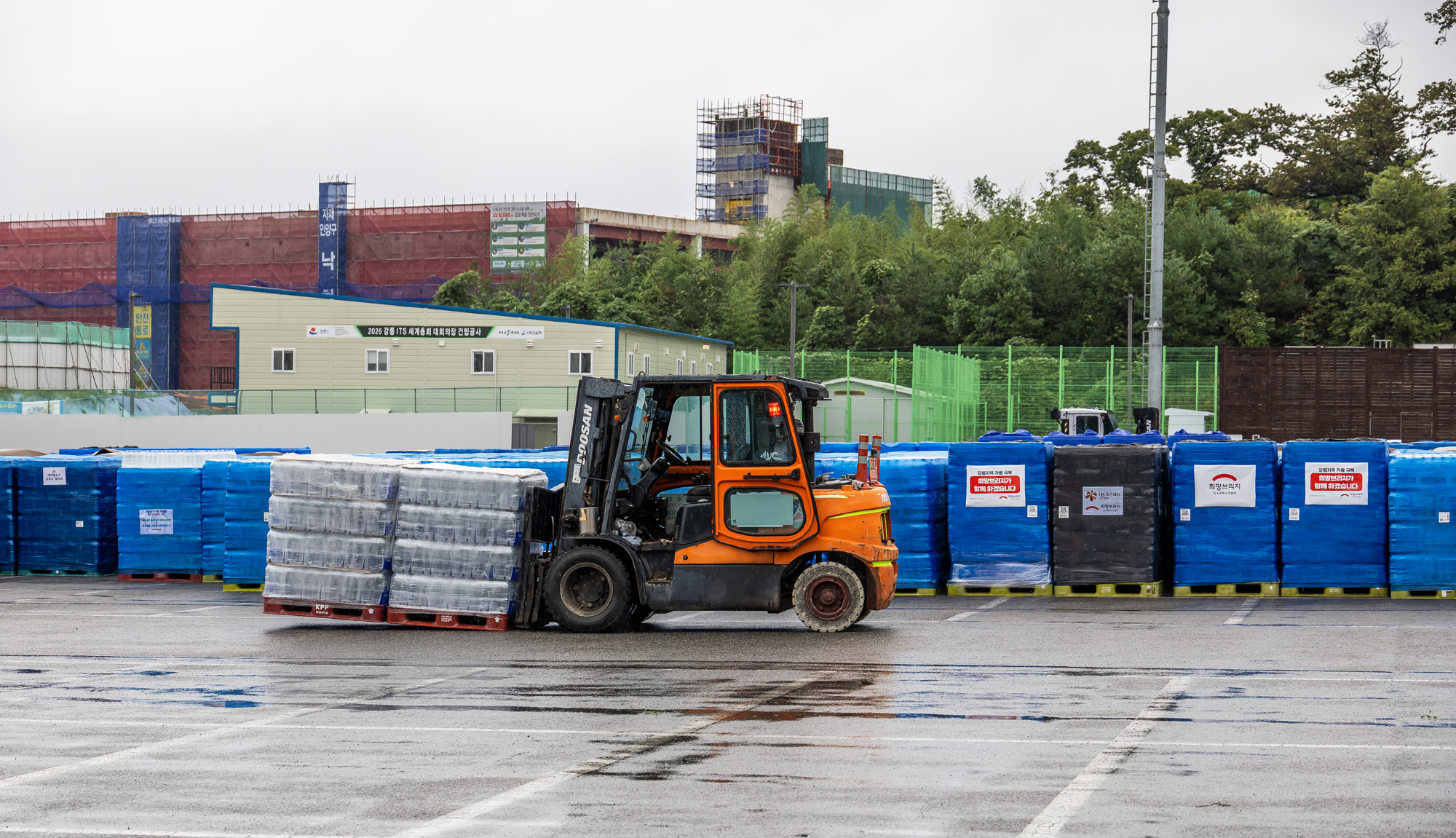 사회;자연재해;여름가뭄;사건사고;세태;강릉재난사태선포;강릉가뭄;강릉재난사태현장;강릉최악가뭄;강릉아레나주차장생수;강릉대관령샘터