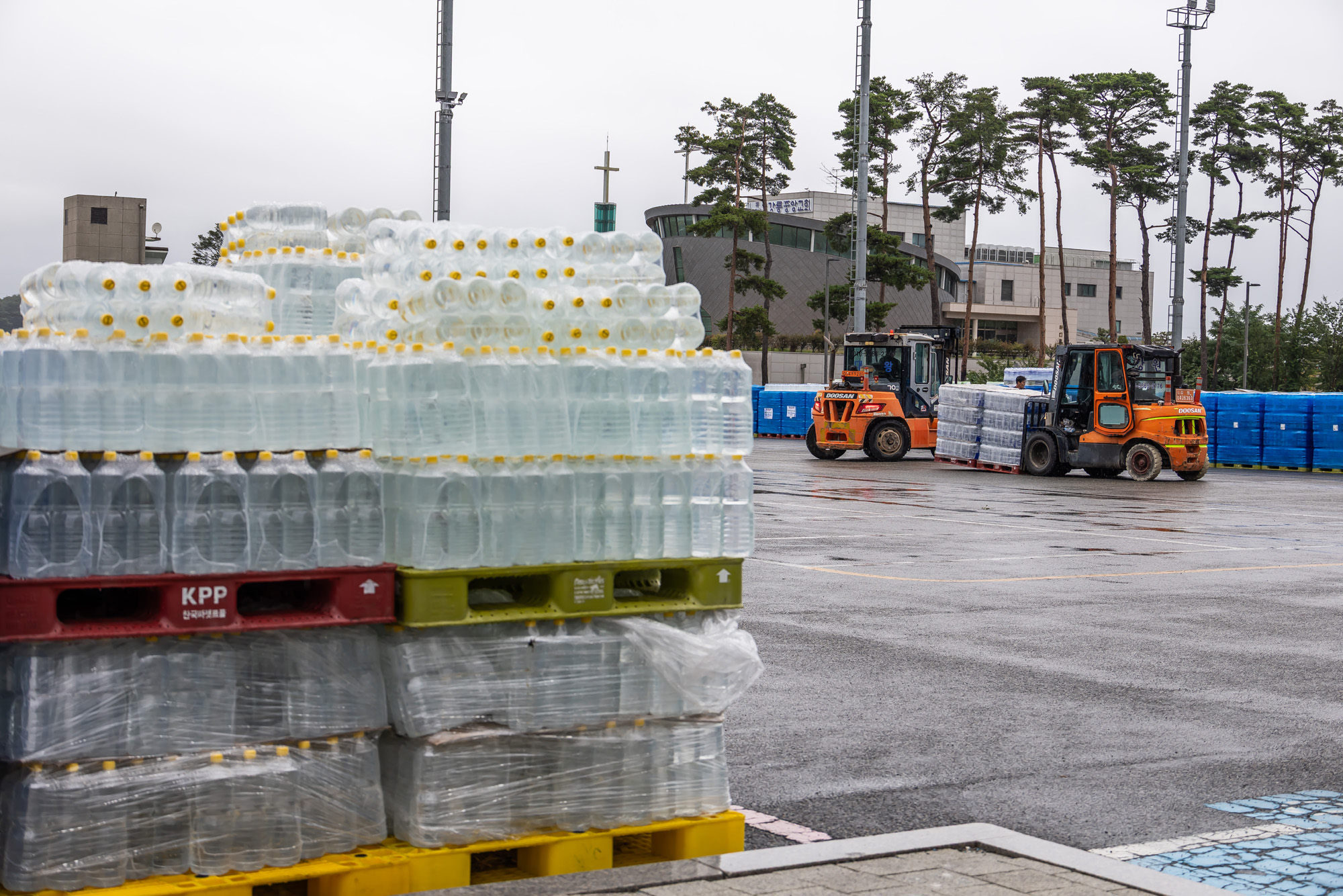 사회;자연재해;여름가뭄;사건사고;세태;강릉재난사태선포;강릉가뭄;강릉재난사태현장;강릉최악가뭄;강릉아레나주차장생수;강릉대관령샘터