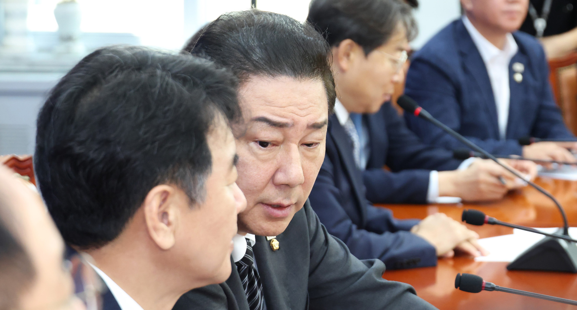 정치;국회;더불어민주당 정책조정회의;김병기 원내대표