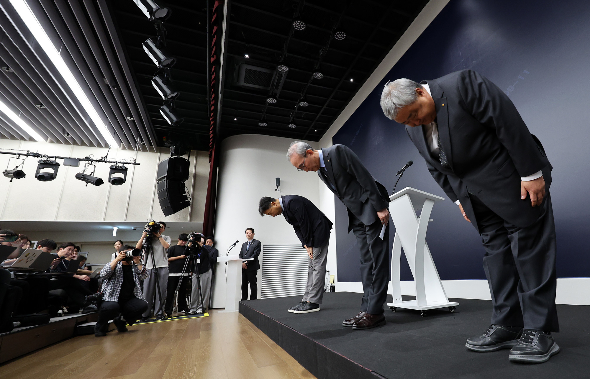 KT빌딩 본사 소액결제 사과