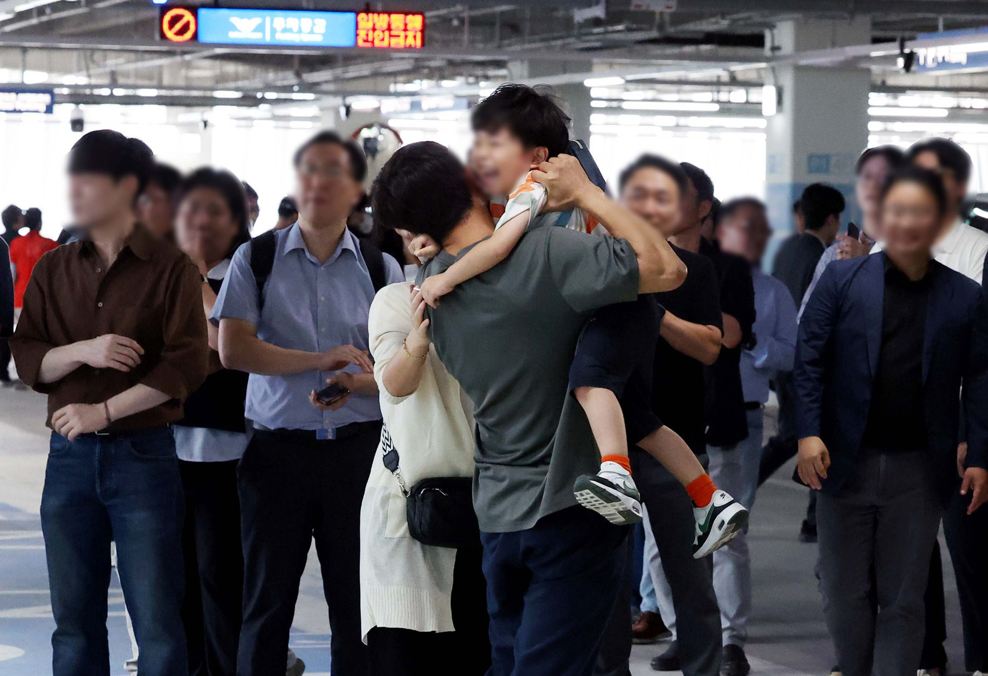 미국;포크스턴;이민세관단속국;구금시설;석방;현대차;LG에너지솔루션;배터리공장;구금한국인석방;인천공항;아틀란타