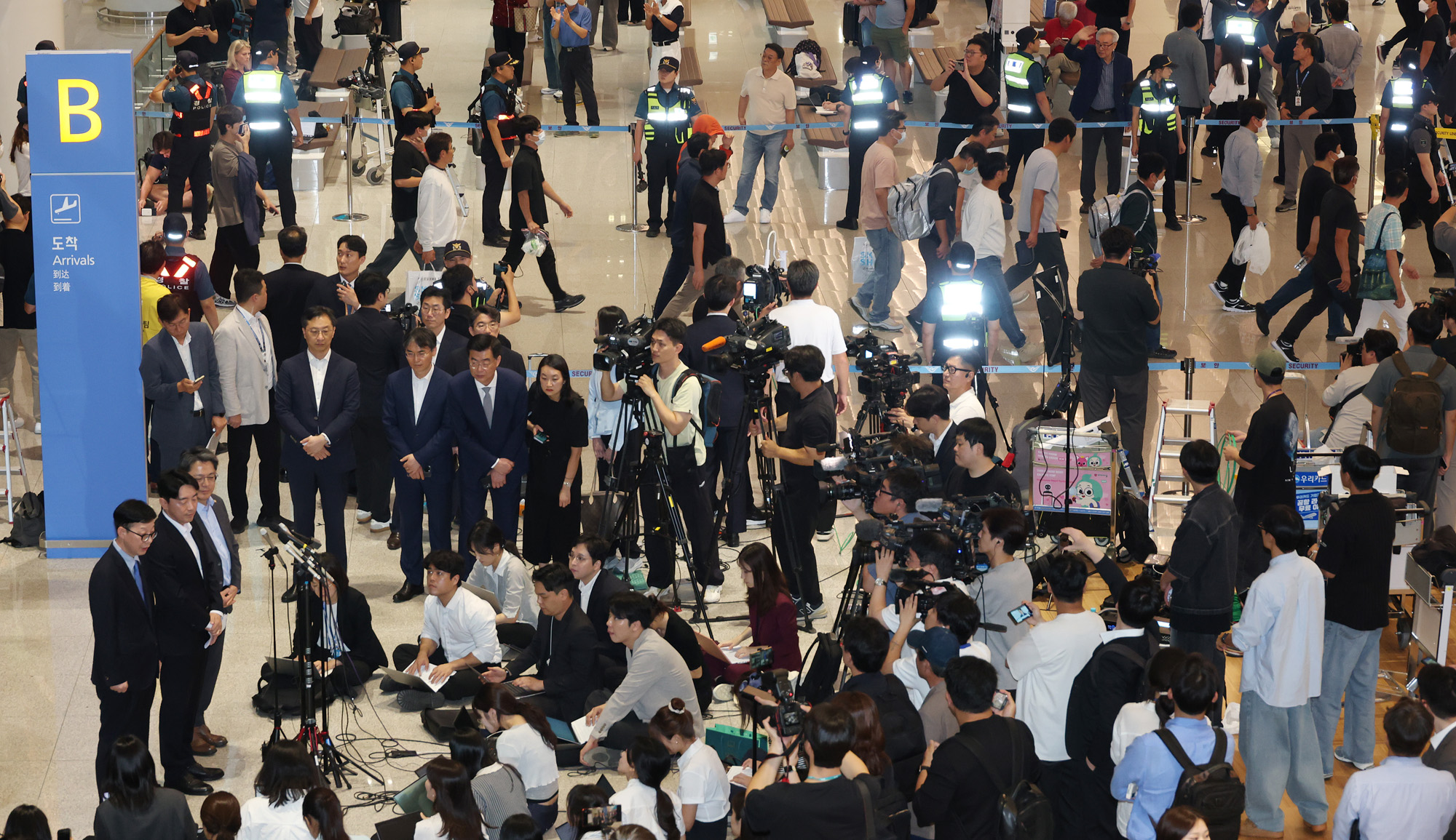 미국;포크스턴;이민세관단속국;구금시설;석방;현대차;LG에너지솔루션;배터리공장;구금한국인석방;인천공항;아틀란타