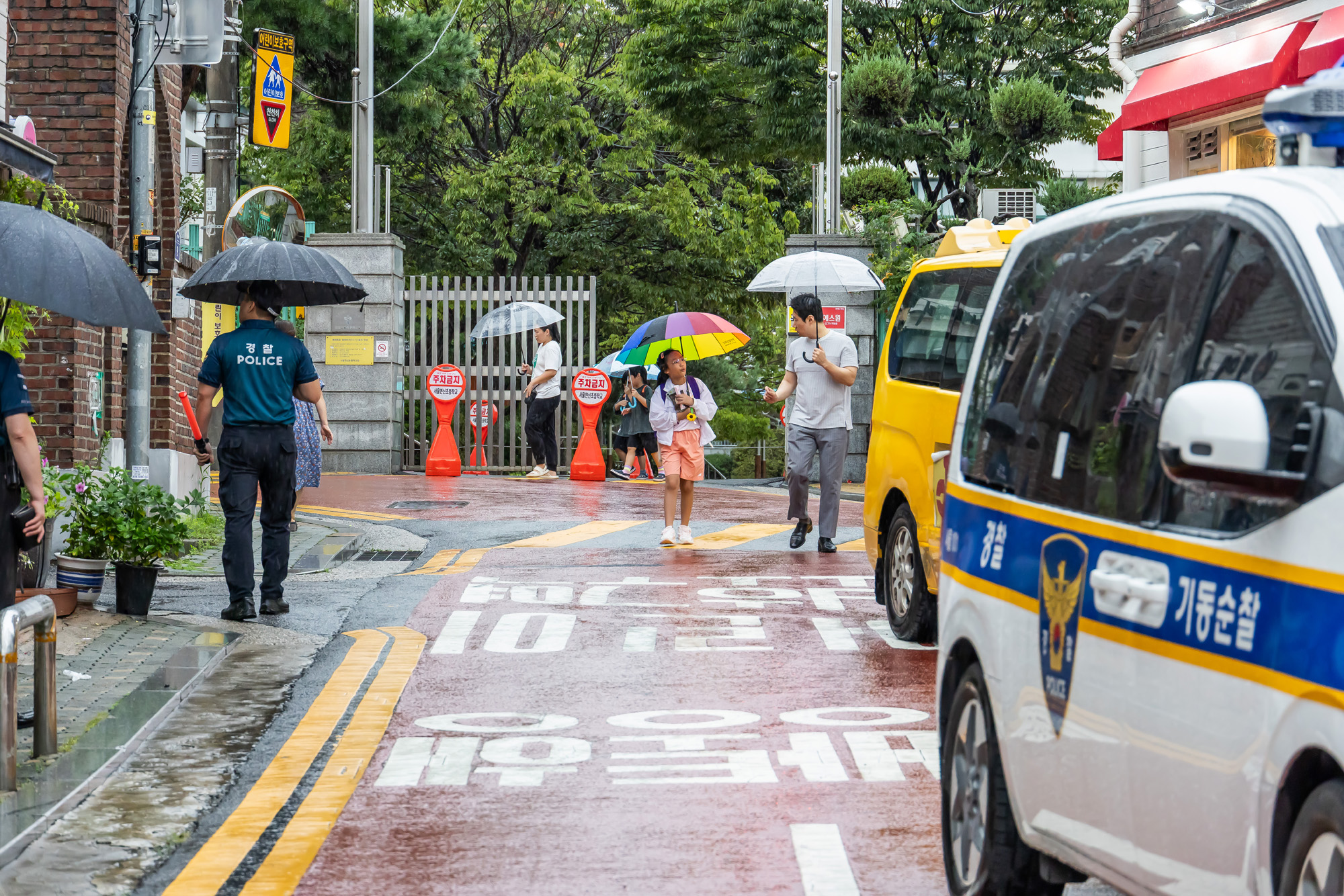 사회;사건사고;납치사고;초등학생납치;초등학생유인사건;경찰예방순찰;초등학교앞경찰순찰