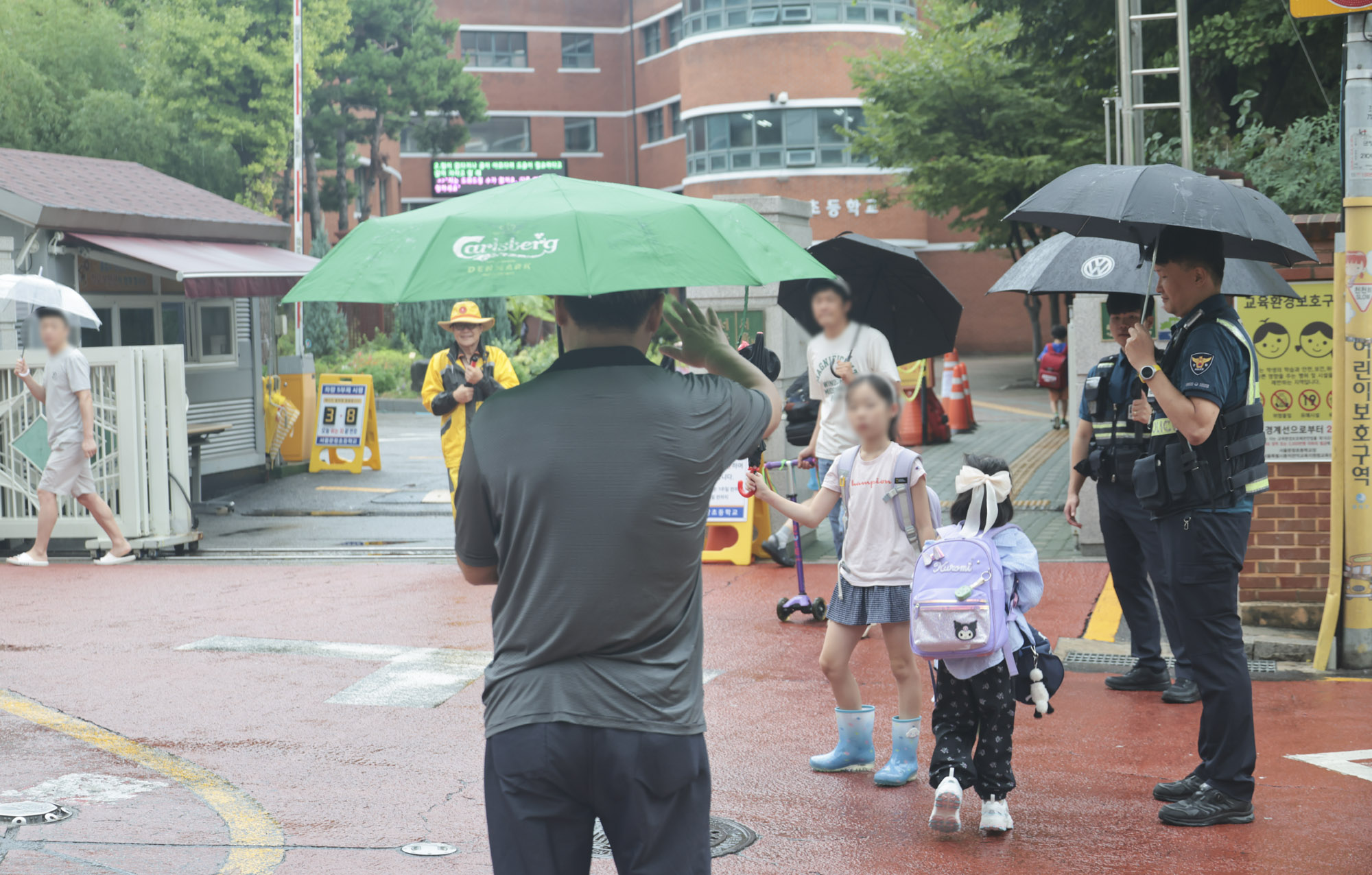 초등학생납치;초등학교납치;초등학생유인;초등학교경찰