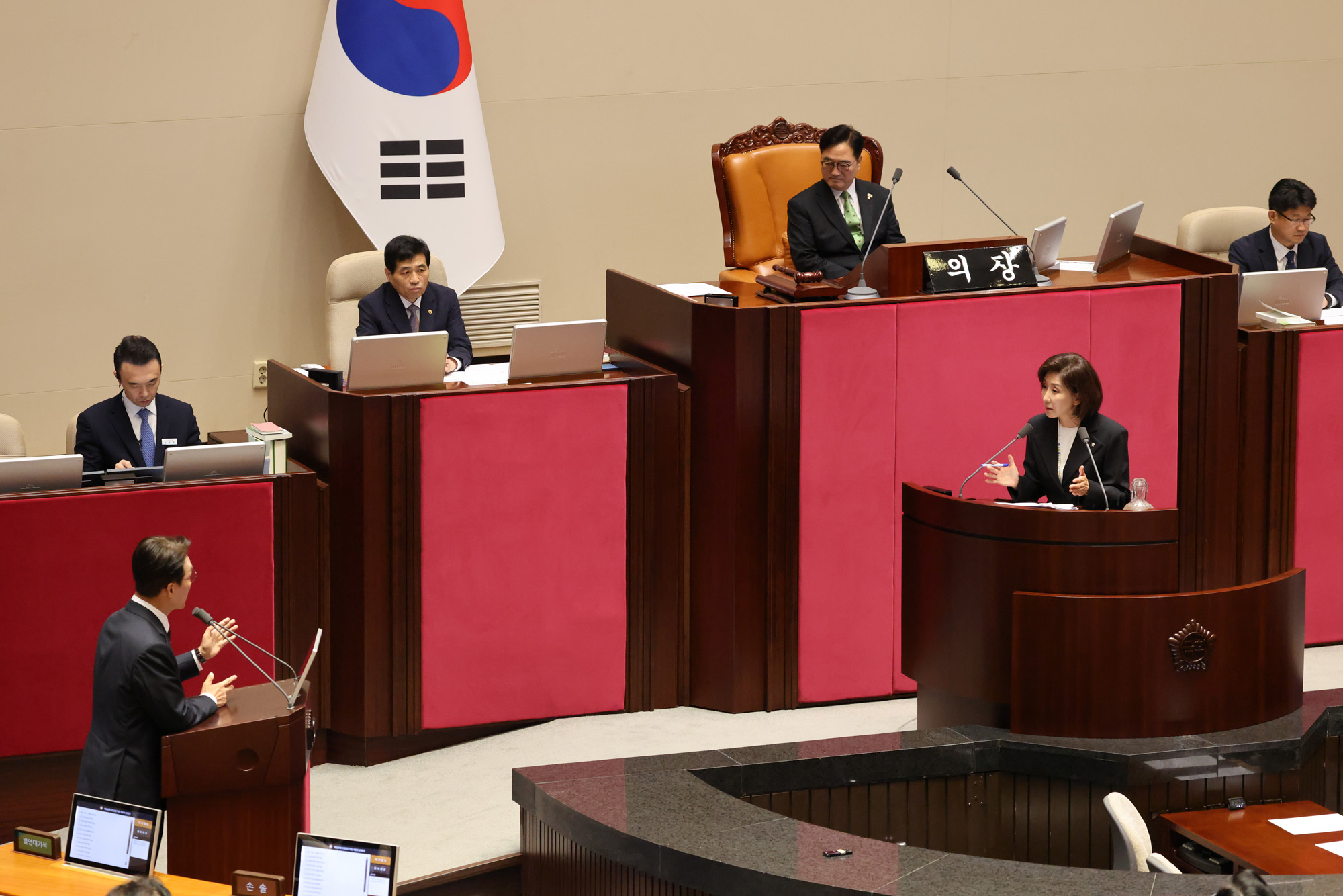 정치;국회;대정부질문;본회의;나경원