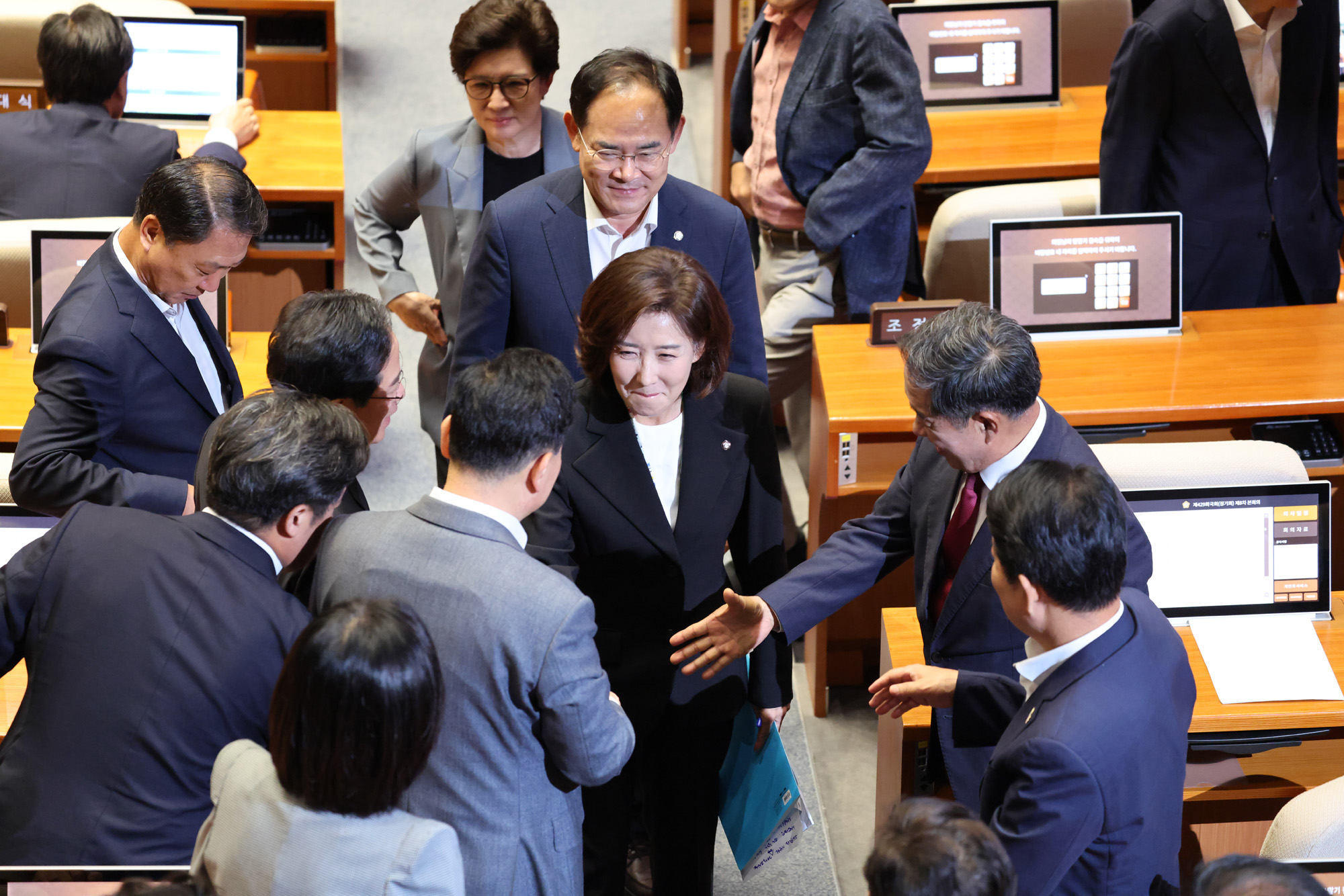 정치;국회;대정부질문;본회의;나경원