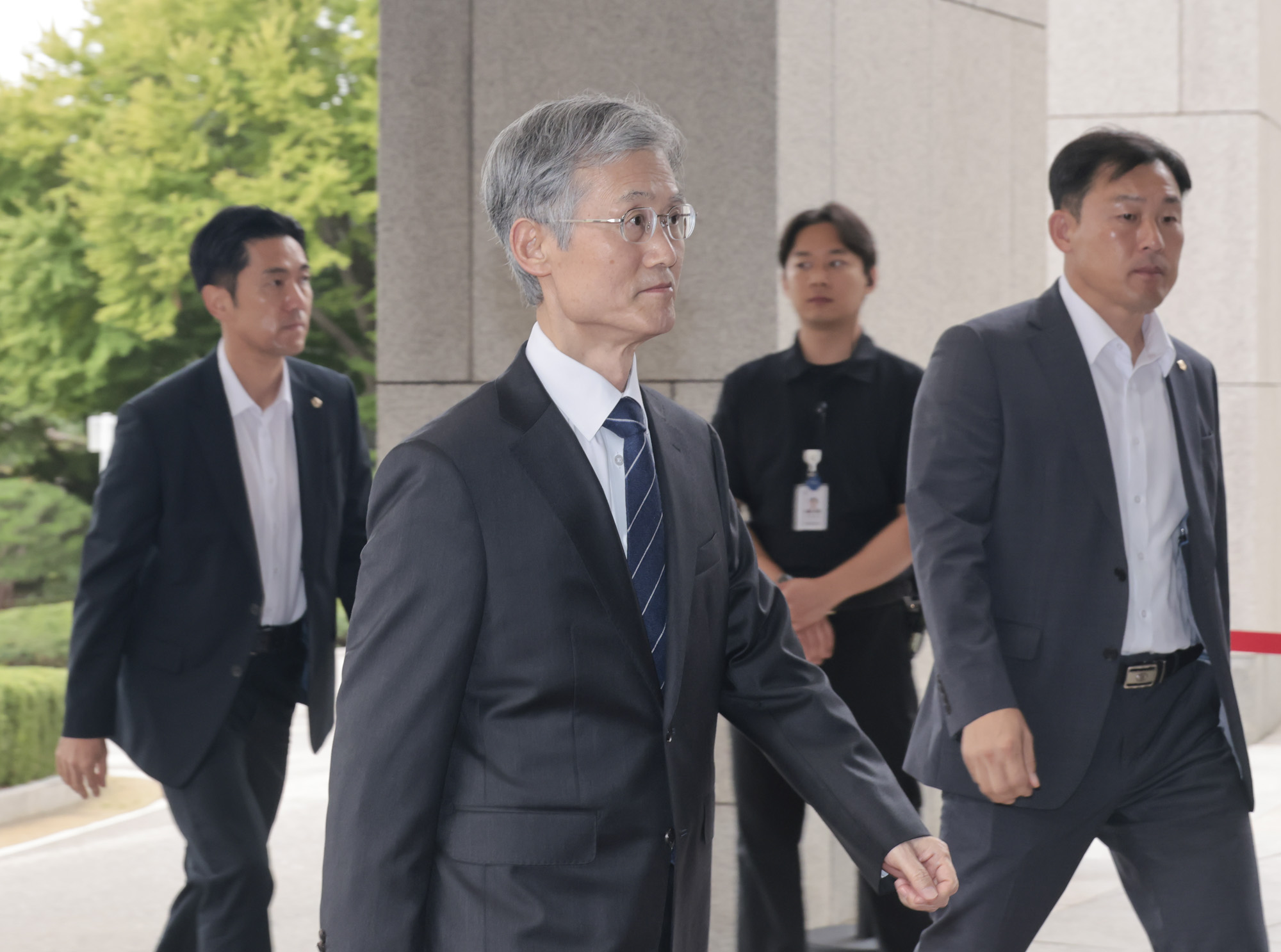 조희대;대법원장;출근길