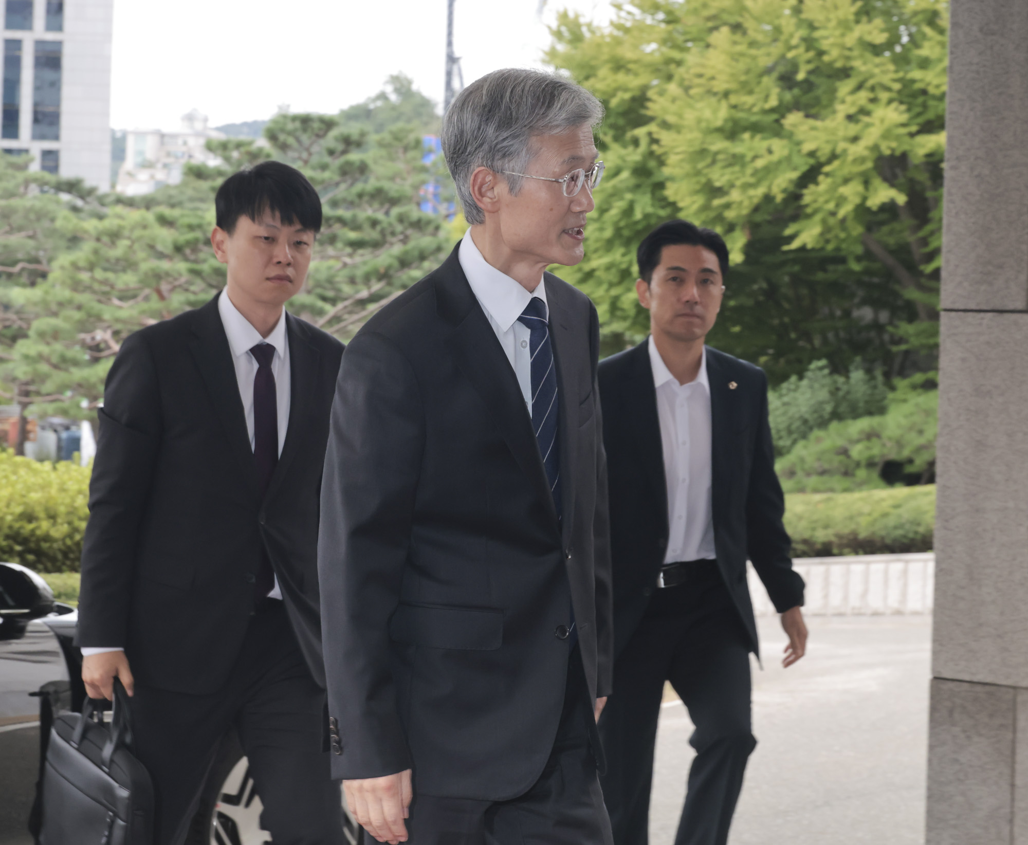 조희대;대법원장;출근길