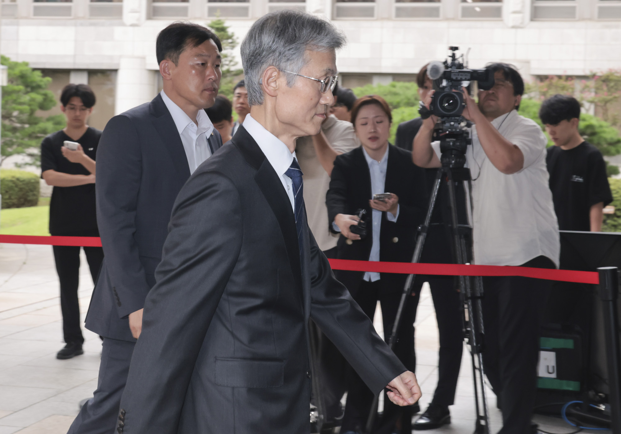 조희대;대법원장;출근길