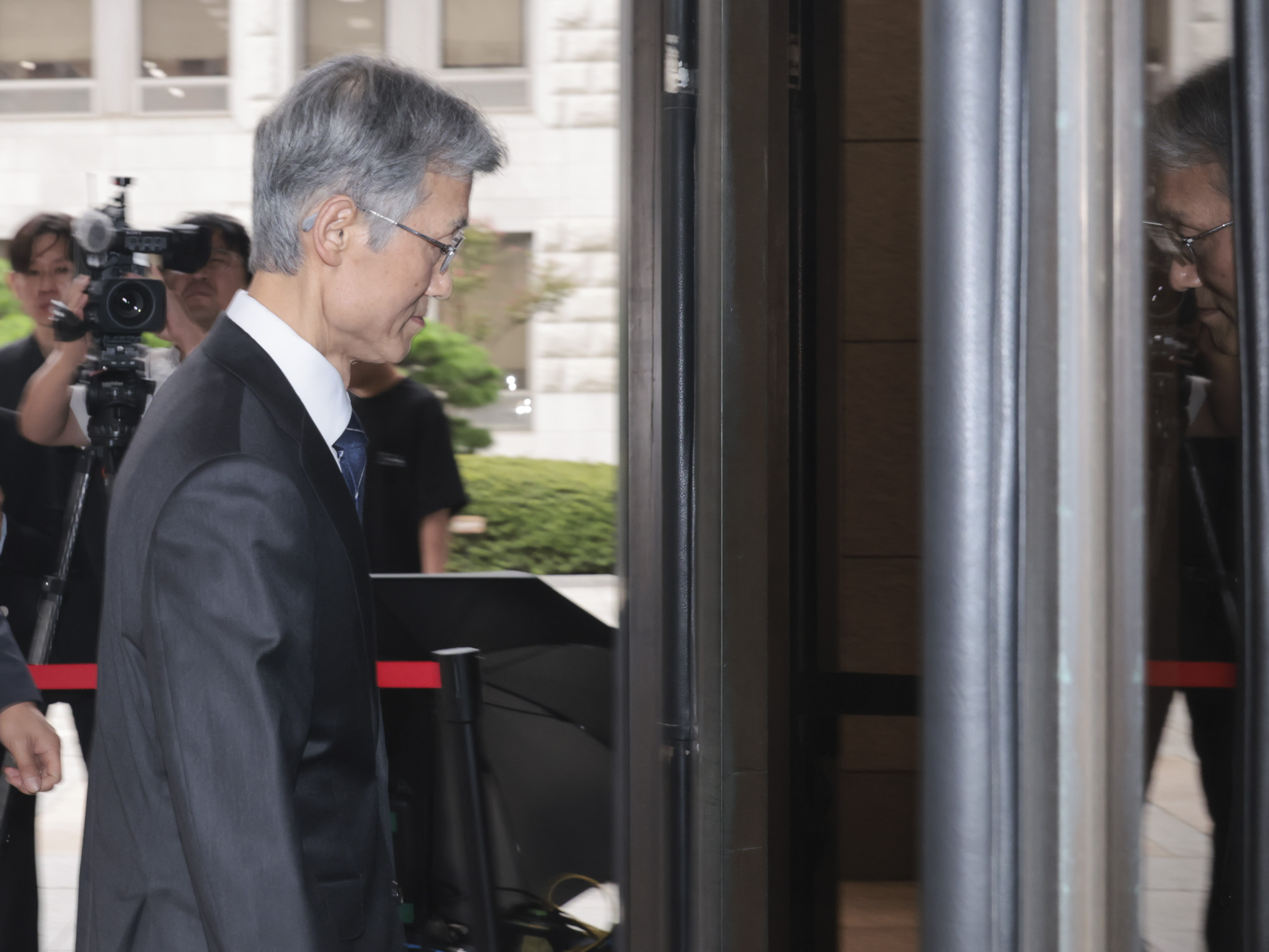 조희대;대법원장;출근길