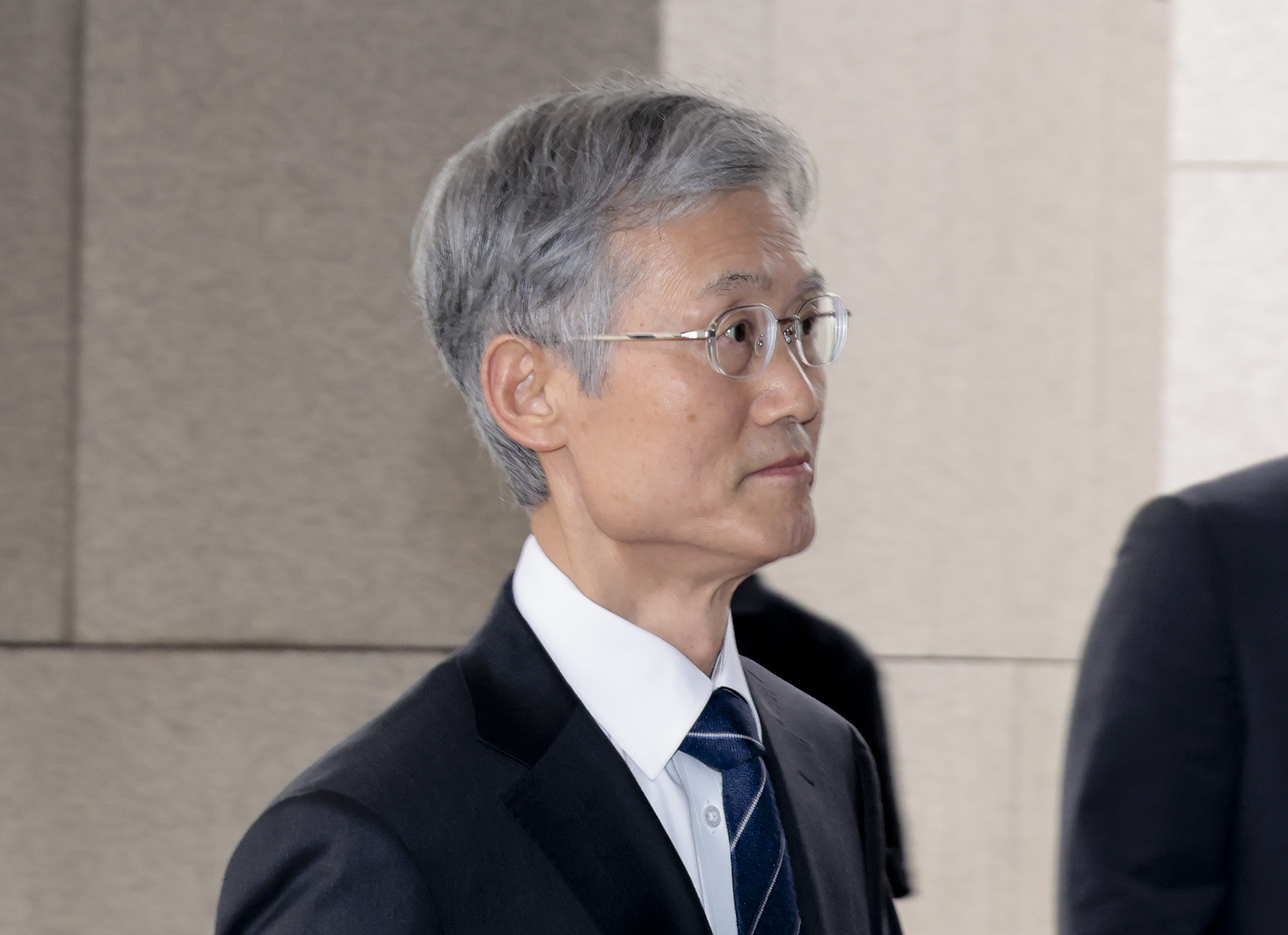 조희대;대법원장;출근길