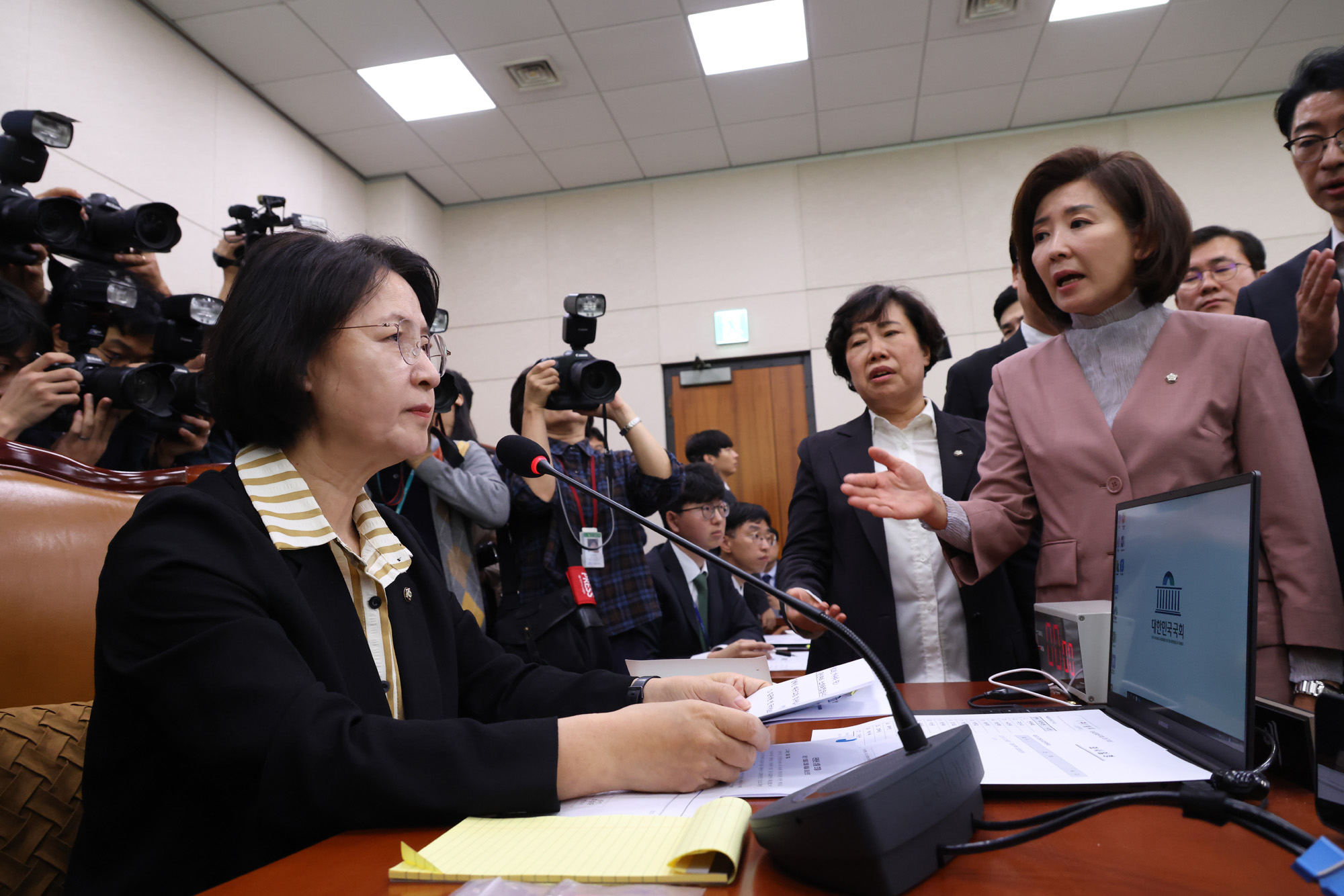 정치;국회;법제사법위원회;검찰개혁 입법청문회;추미애;나경원