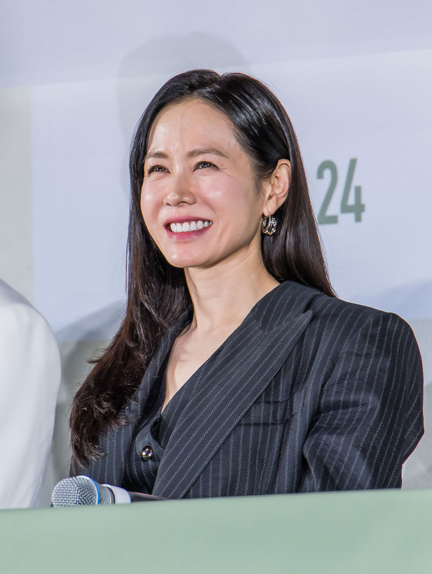 연예;영화;한국영화;어쩔수가없다;CGV아이파크몰점;박찬욱감독;이병헌;손예진;박희순;이성민;염혜란