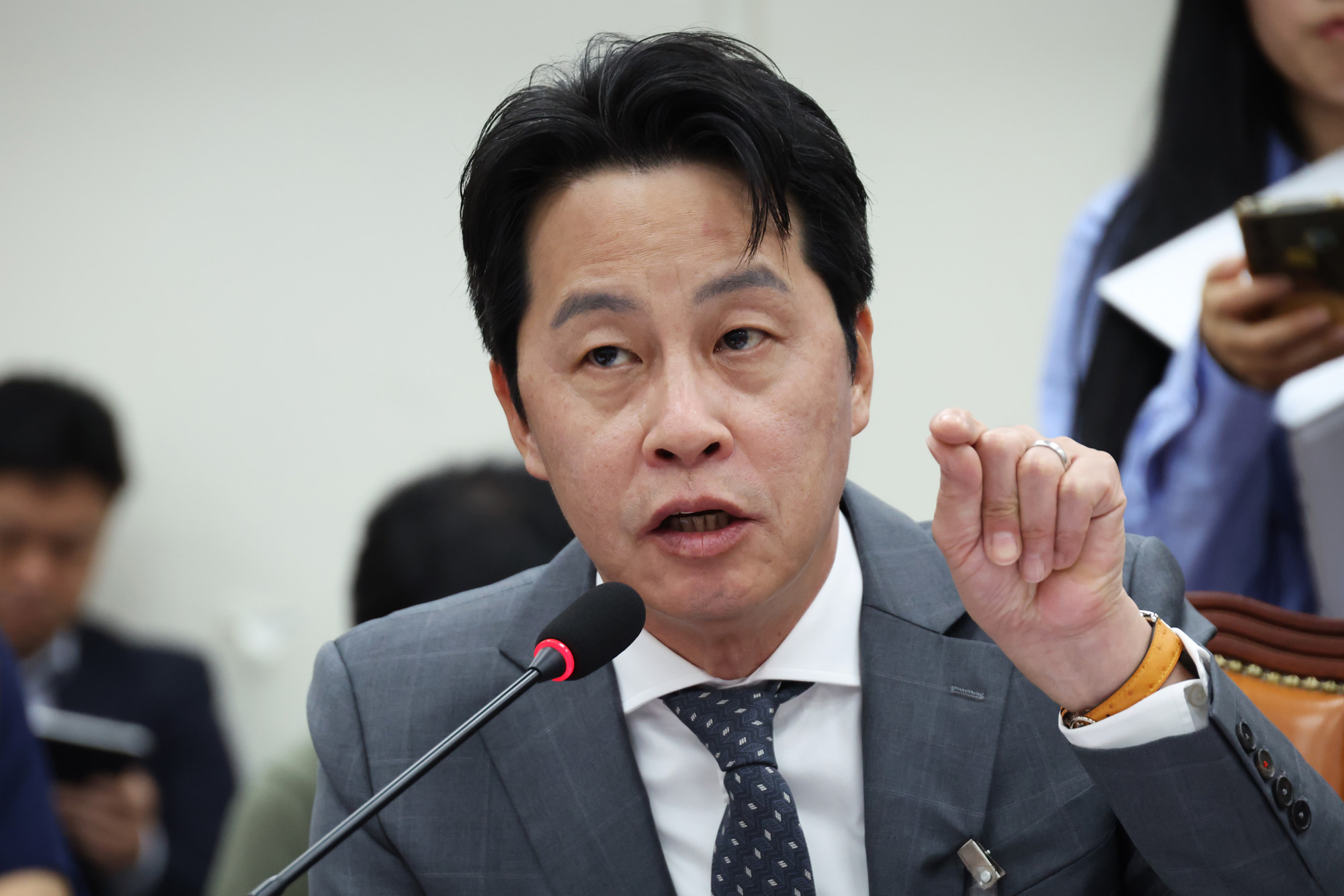 정치;국회;국민의힘정무위원회;롯데카드개인정보유출사태간담회;조좌진 롯데카드대표