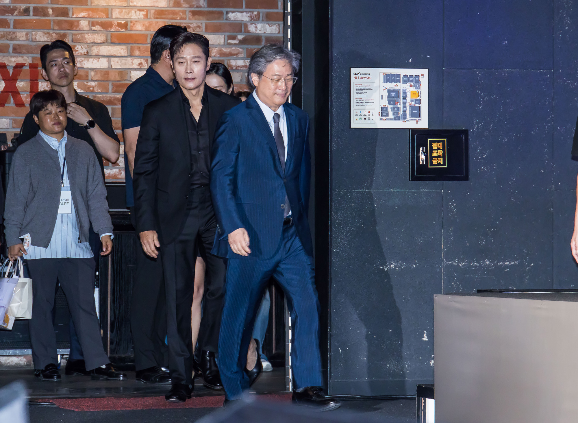 연예;영화;한국영화;어쩔수가없다;CGV아이파크몰점;박찬욱감독;이병헌;손예진;박희순;이성민;염혜란