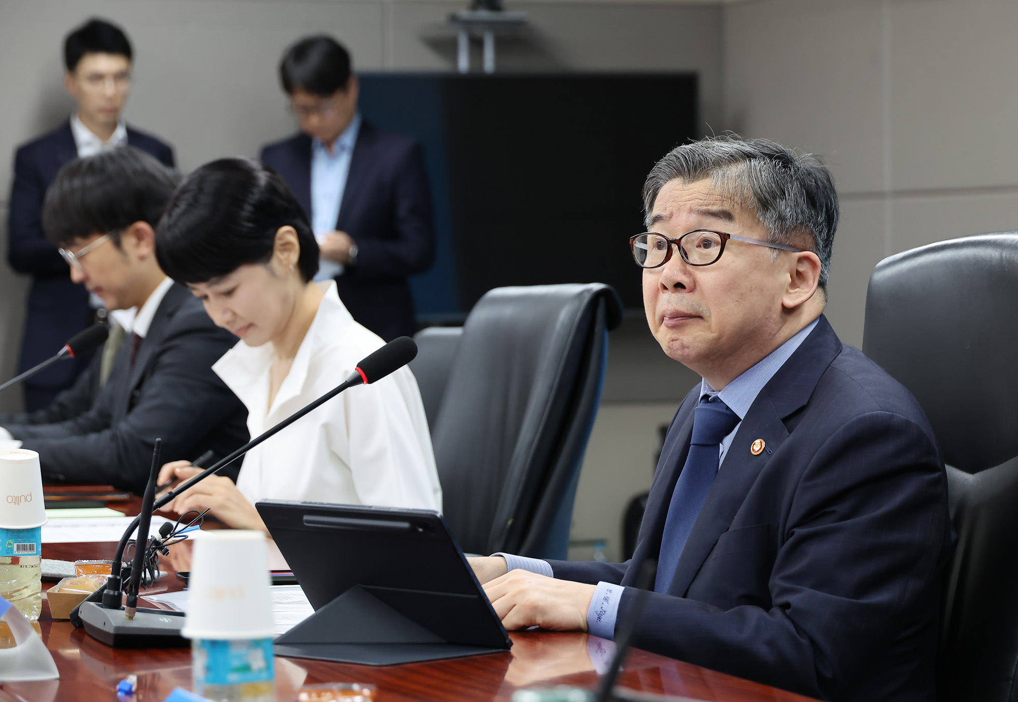 국민권익위원회;자립준비청년;멘토링;멘토 위촉식;유철환;김주하