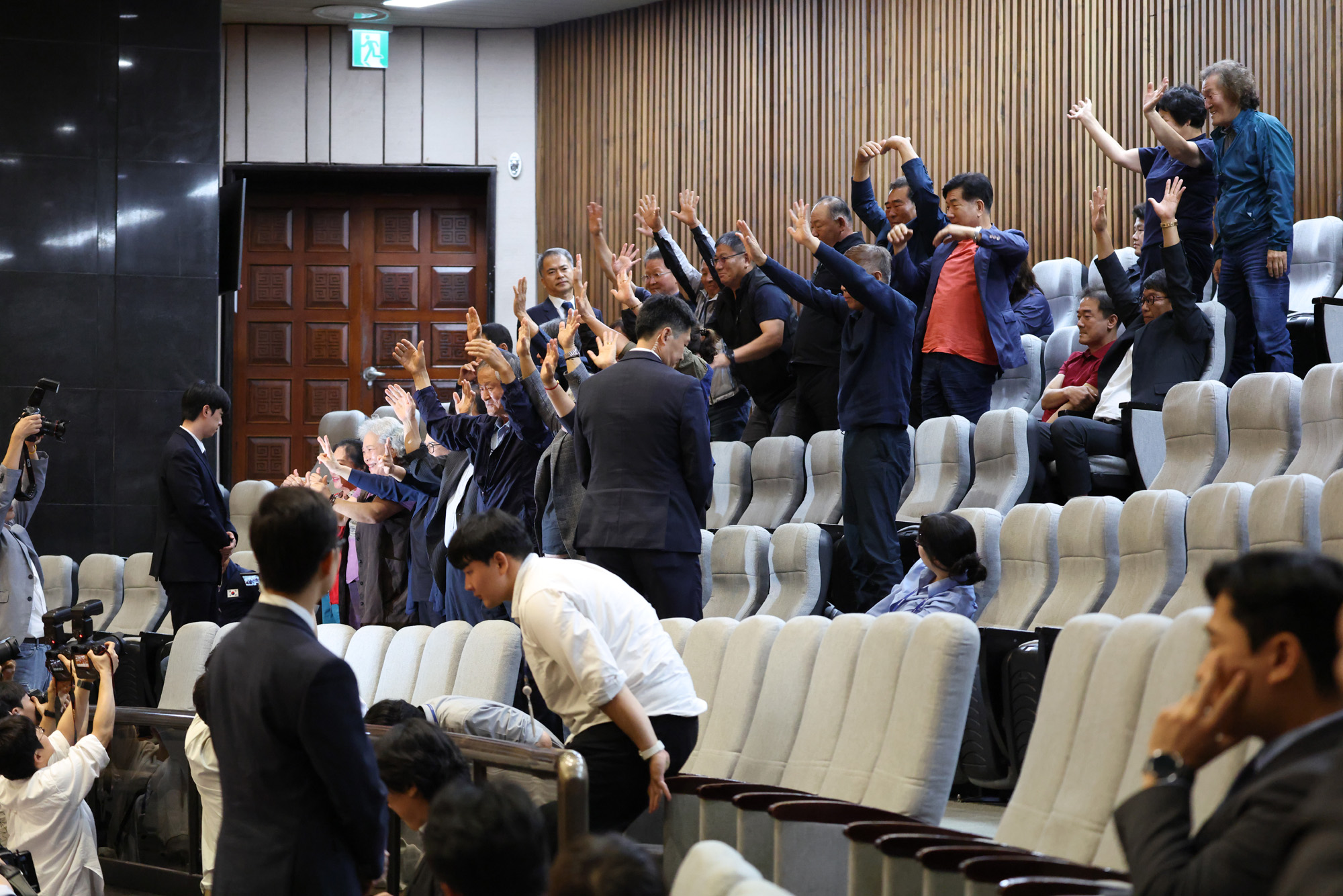 정치;국회;본회의;경북초대형산불피해구제지원특별법안