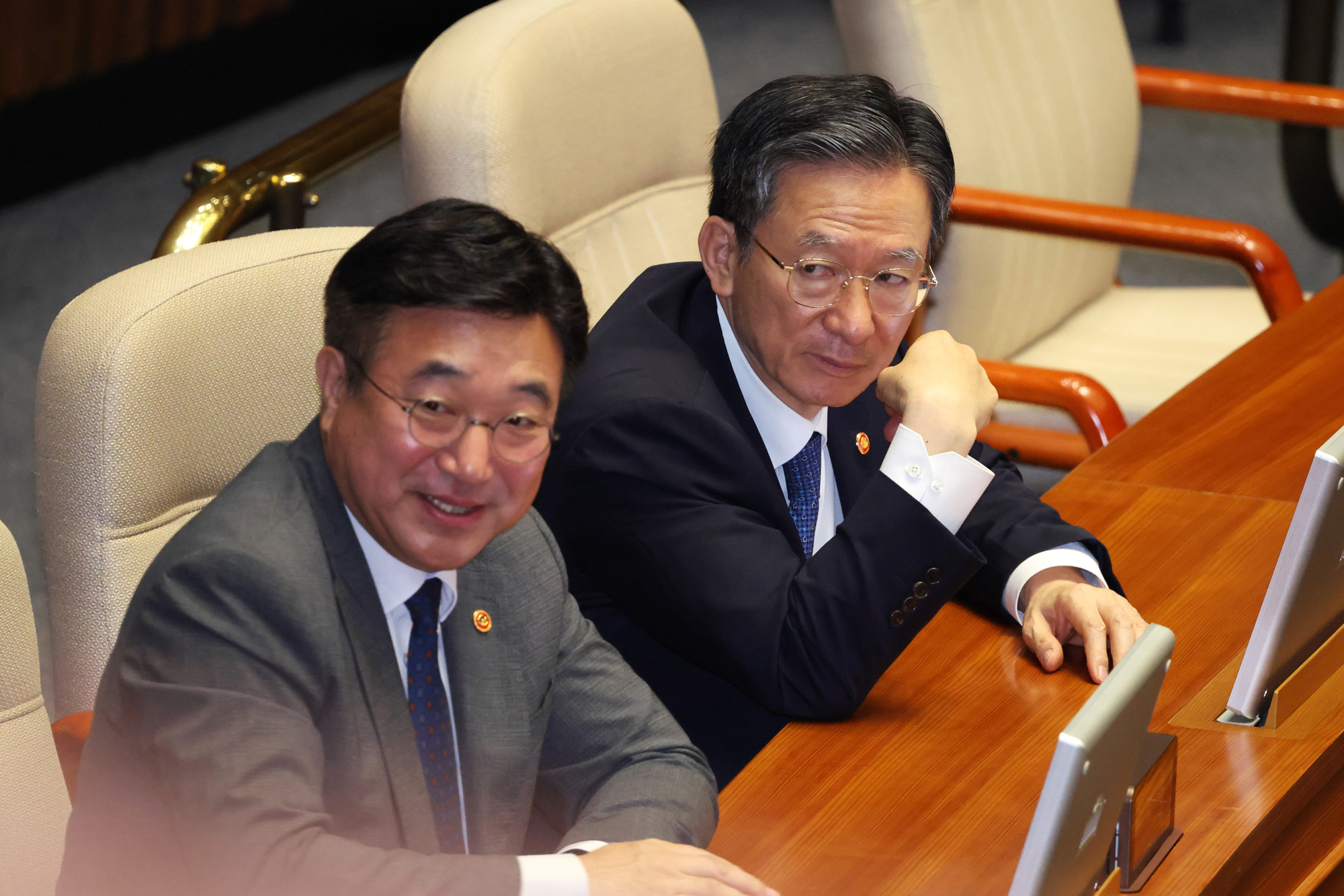 정치;국회;본회의;정성호;윤호중