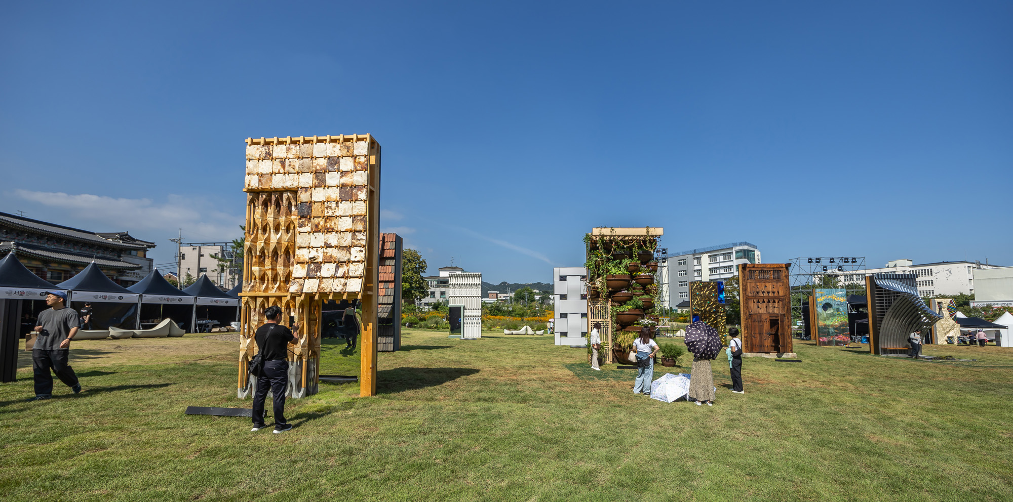 경제;행사;건축비엔날레;제5회서울도시건축비엔날레;열린송현녹지광장;예술작품