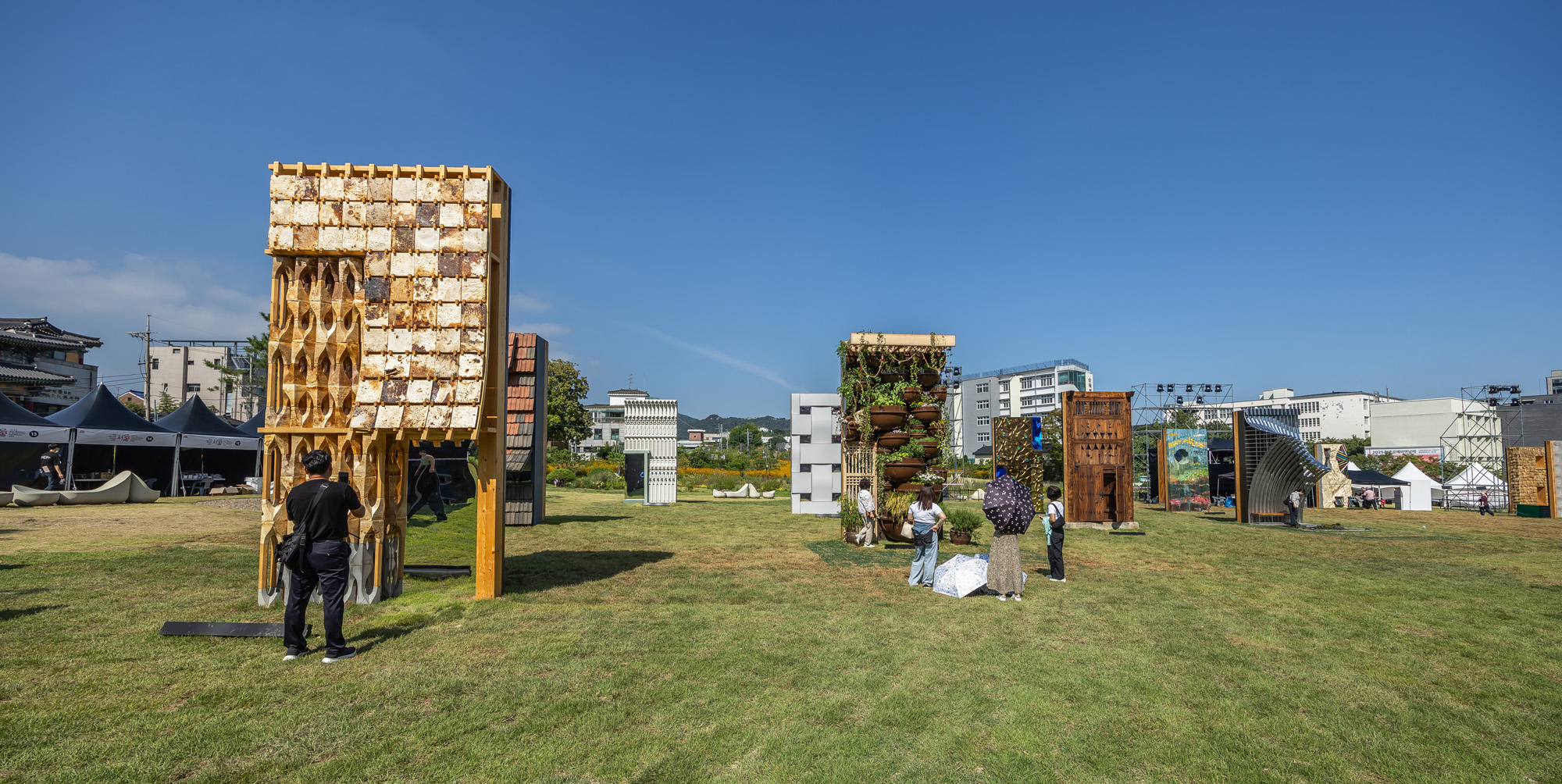 경제;행사;건축비엔날레;제5회서울도시건축비엔날레;열린송현녹지광장;예술작품