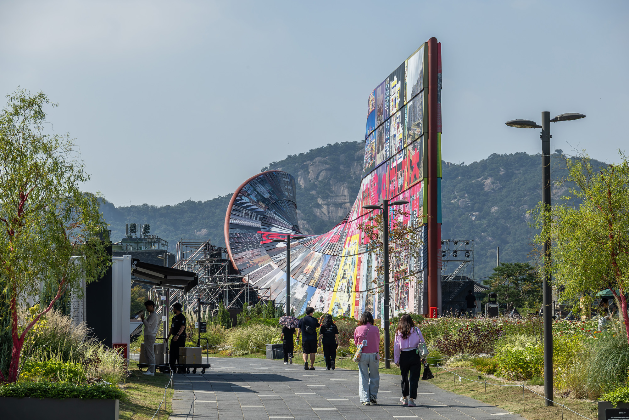 경제;행사;건축비엔날레;제5회서울도시건축비엔날레;열린송현녹지광장;예술작품