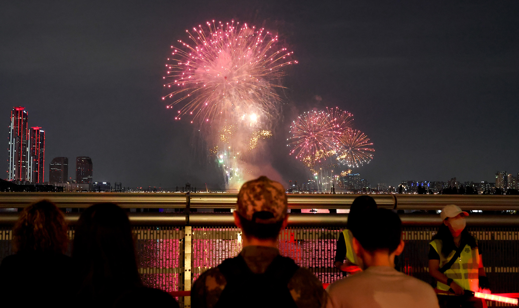 2025;서울세계불꽃축제;불꽃;한화;여의도