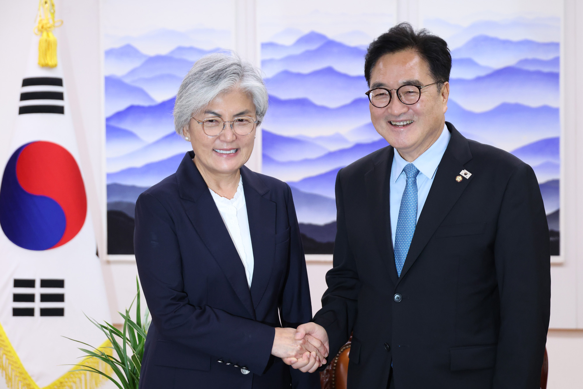 정치;국회;강경화;우원식