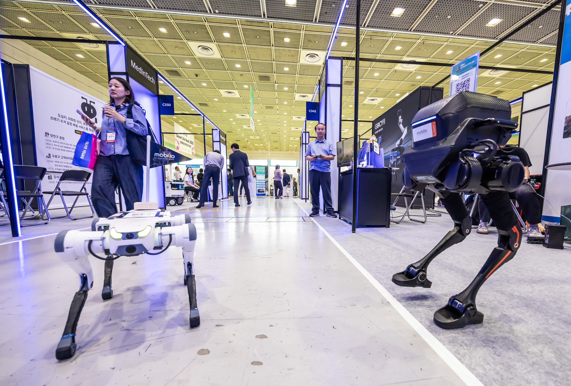IT;행사;정보통신;로봇;첨단기술;AI;인공지능;AI로봇;서울AI로봇쇼;스마트라이프위크2025;제1회서울AI로봇쇼;코엑스