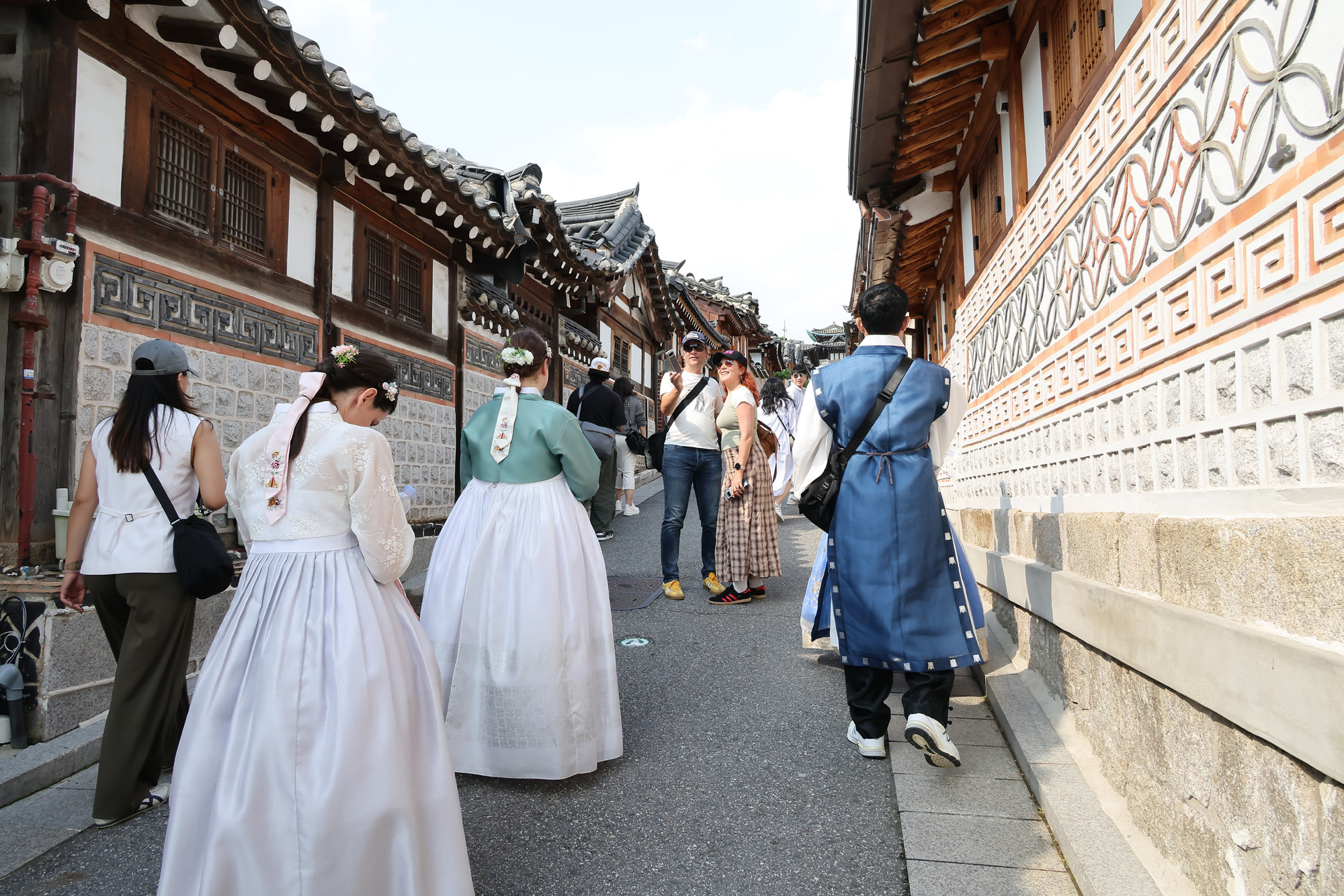 케이팝 데몬 헌터스;북촌;한옥마을;외국관광객;넷플릭스;에니메이션;케데헌